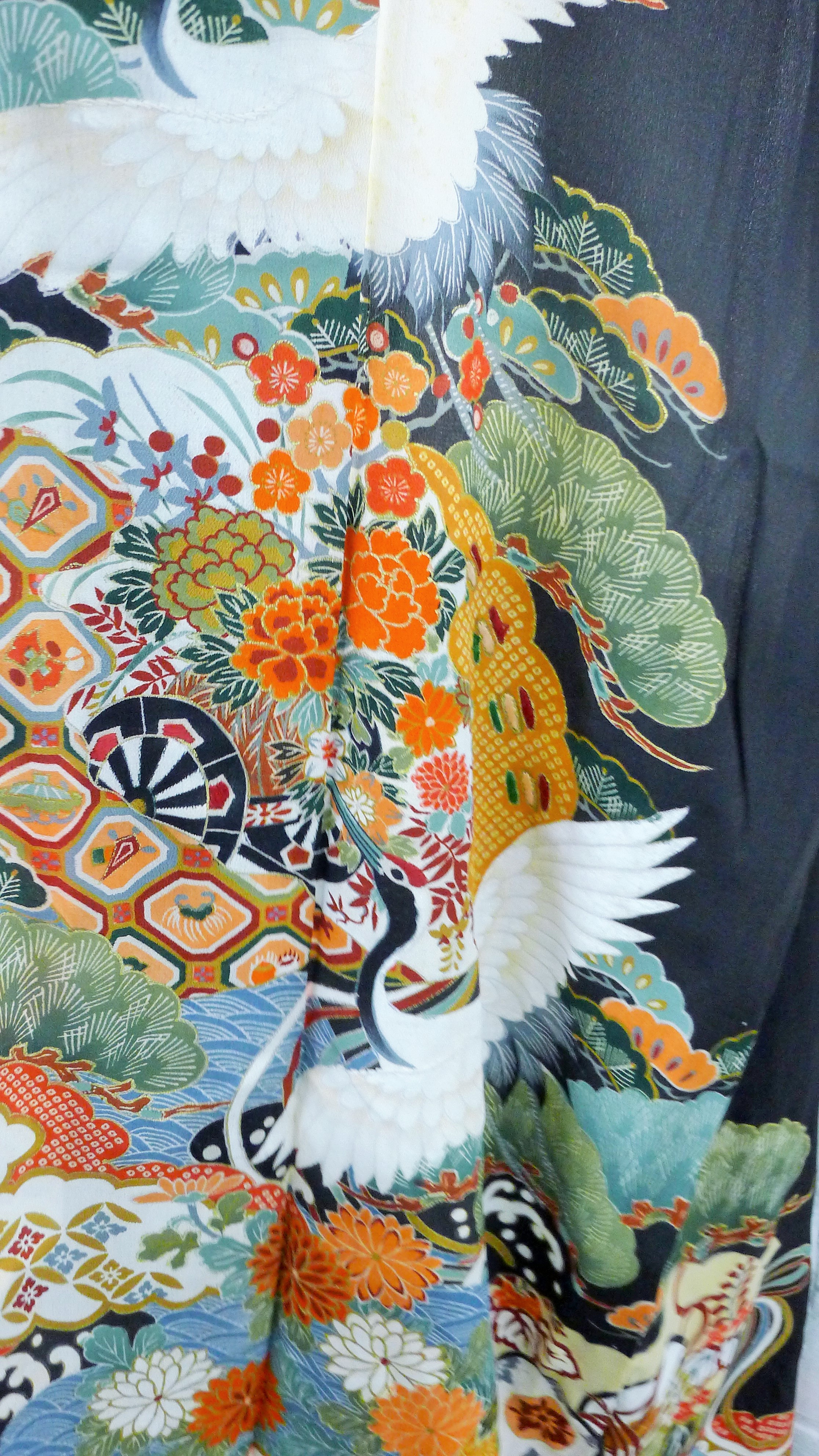 A quantity of various Japanese silk kimonos, shoes, etc. - Image 5 of 18