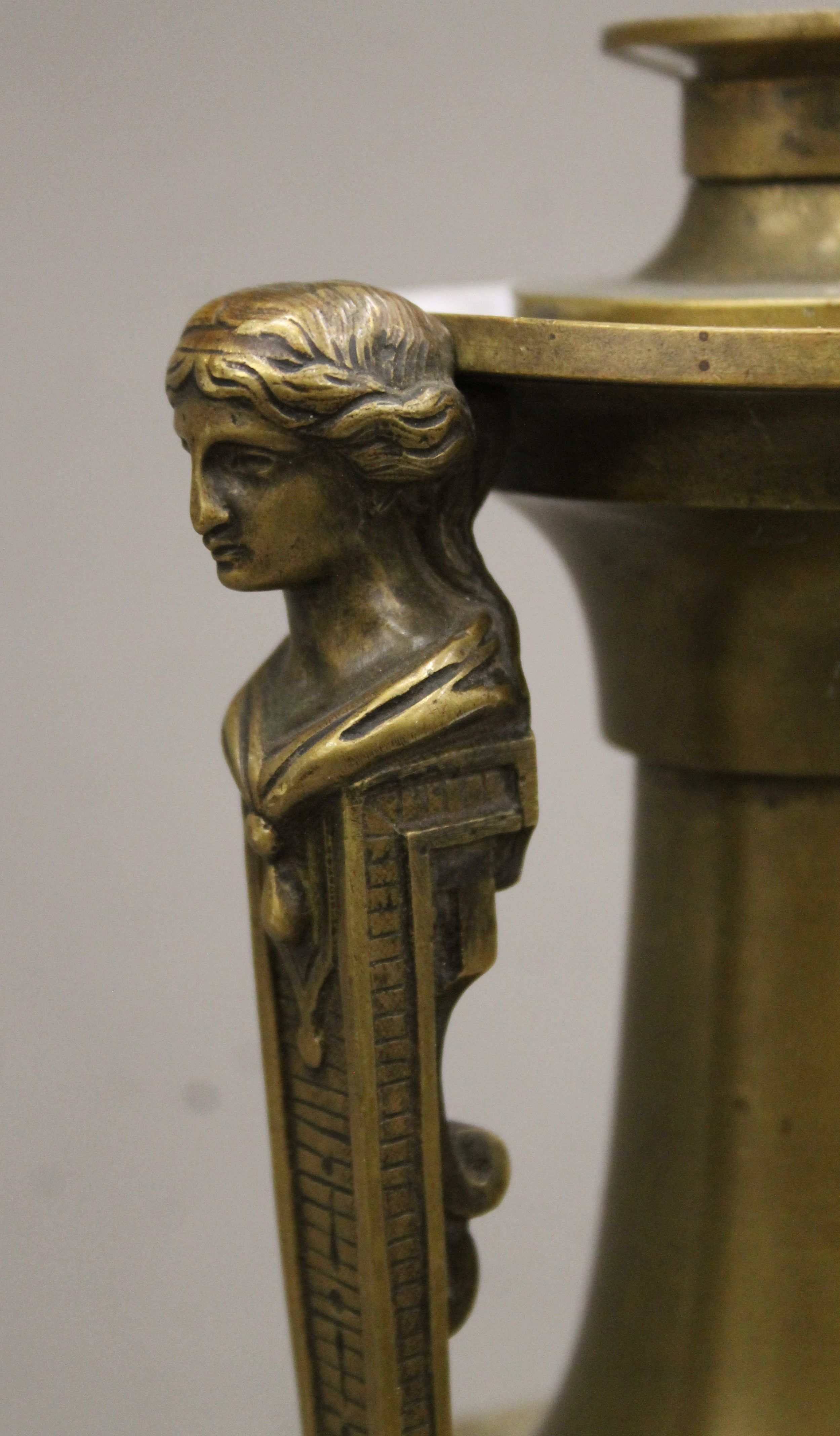 A 19th century bronze table lamp formed as a classical urn. 47 cm high. - Image 4 of 5