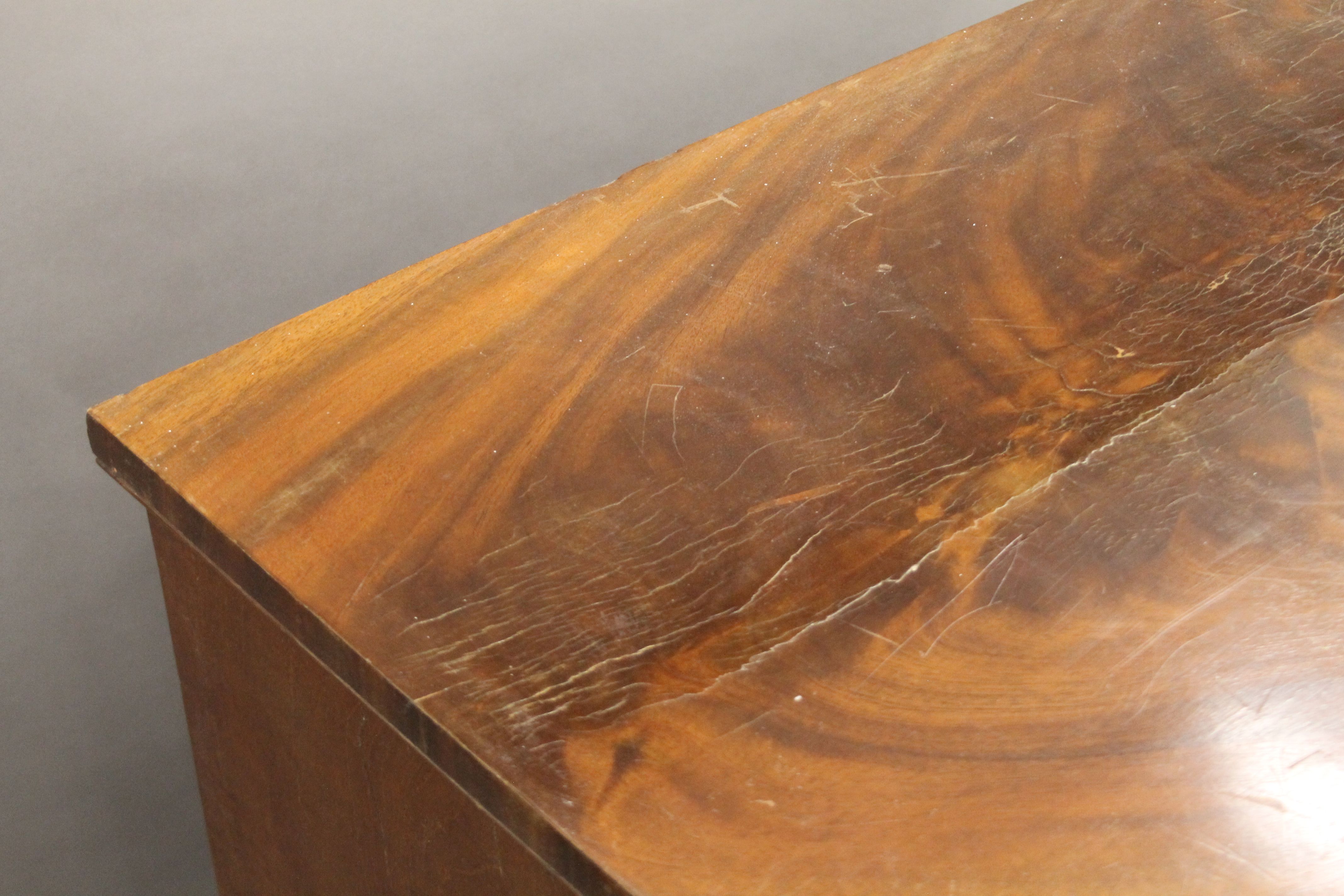 A 19th century mahogany bow-front chest of drawers. 103.5 cm wide. - Image 3 of 10