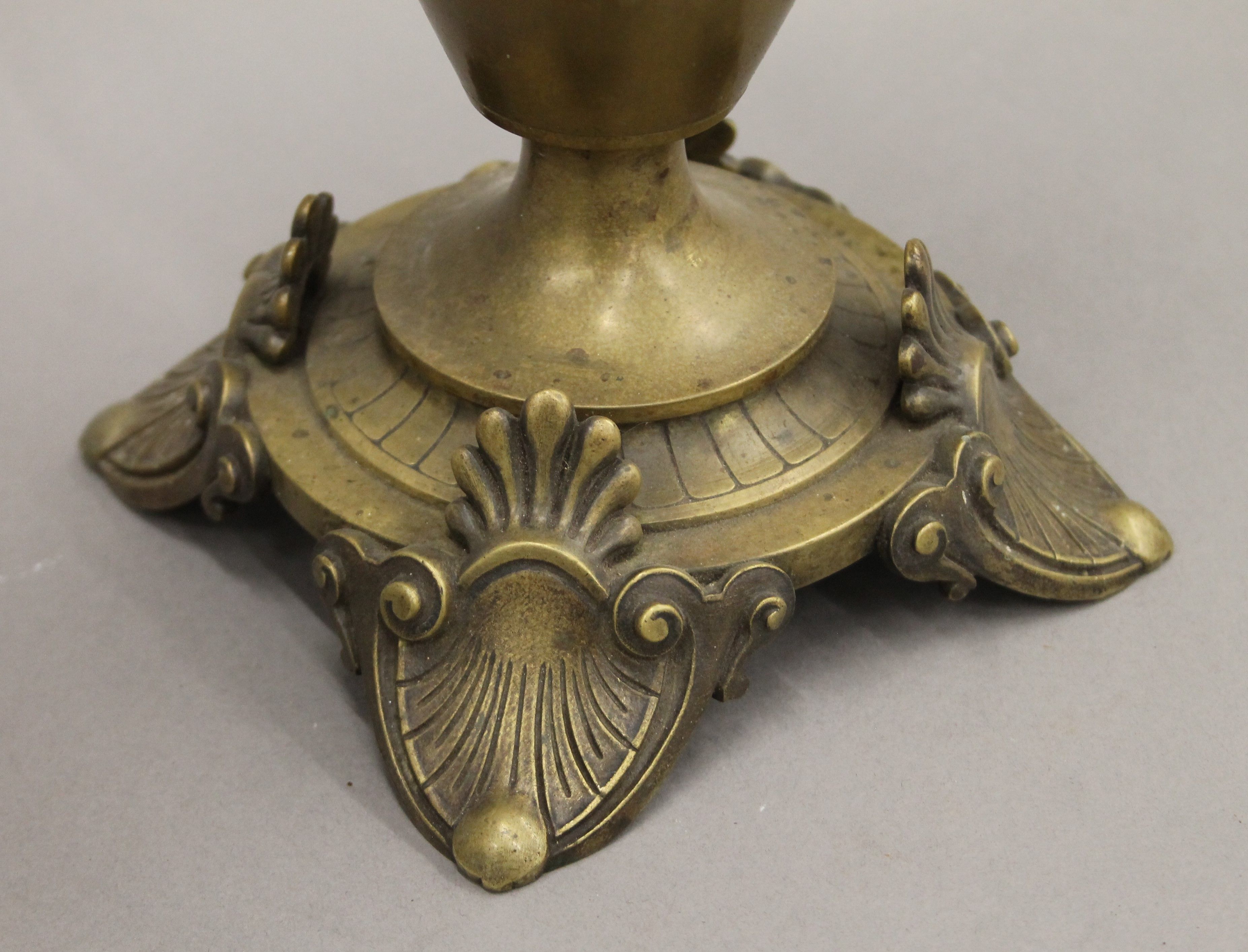 A 19th century bronze table lamp formed as a classical urn. 47 cm high. - Image 5 of 5