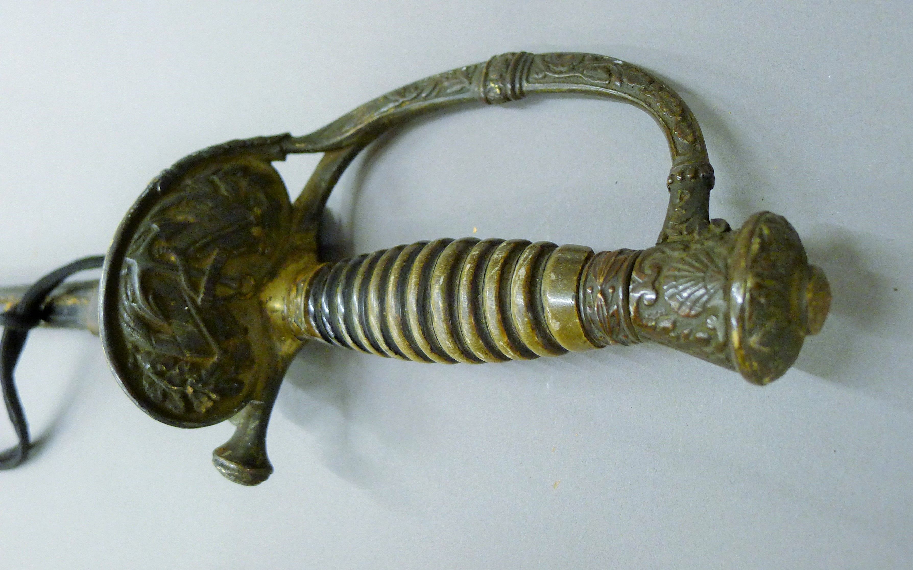 A 19th century French Naval officer's sword in scabbard. 94 cm long. - Image 4 of 5