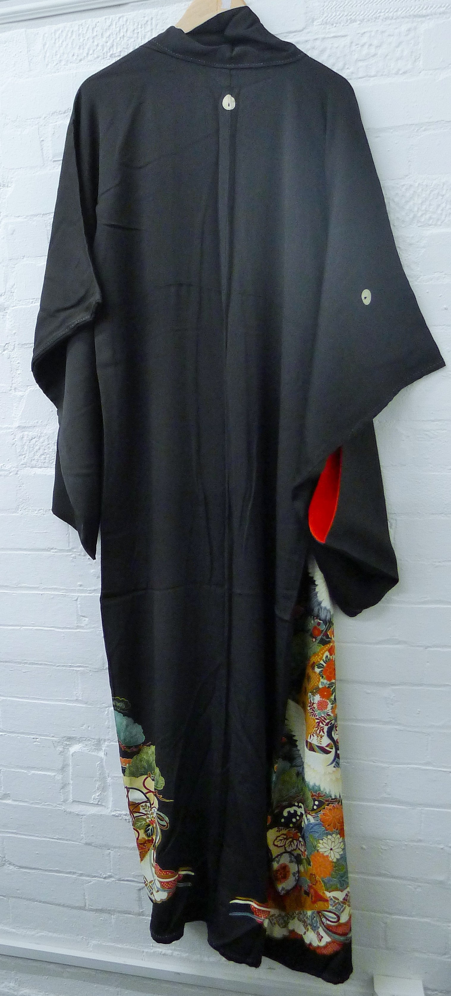 A quantity of various Japanese silk kimonos, shoes, etc. - Image 3 of 18
