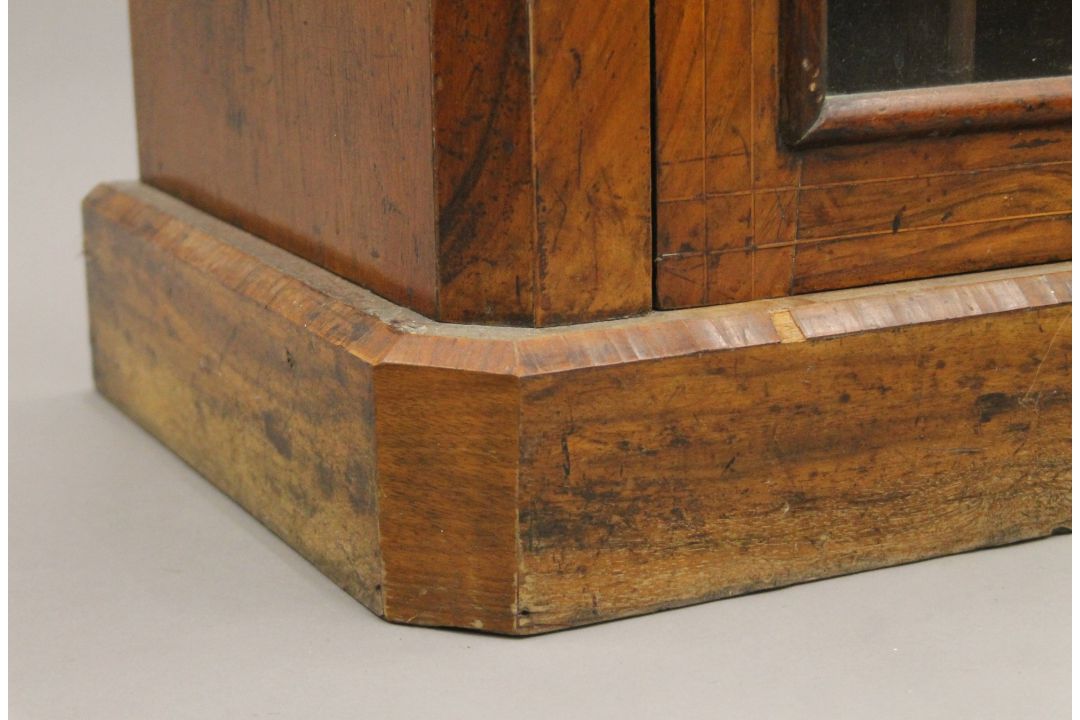 A Victorian walnut side cabinet. 58 cm wide. - Image 5 of 6