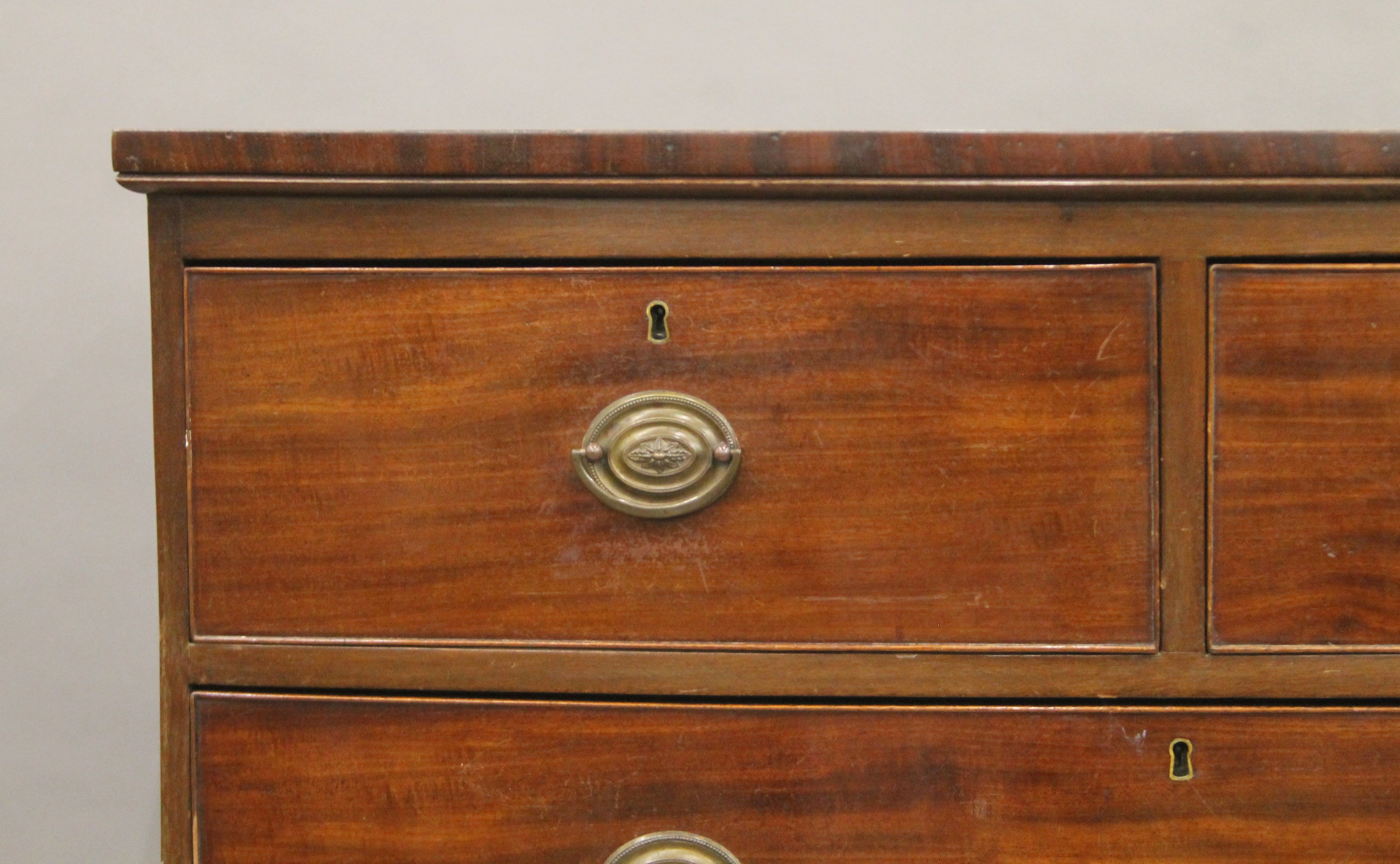 A 19th century mahogany bow-front chest of drawers. 103.5 cm wide. - Image 2 of 10