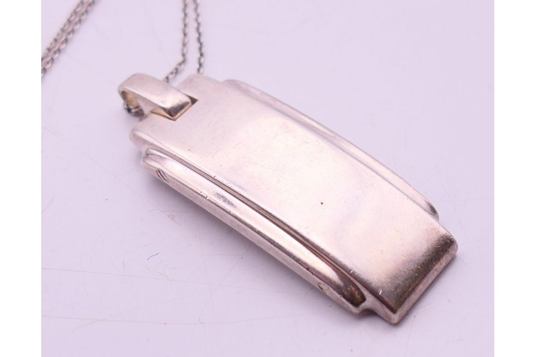 A quantity of 925 silver jewellery, to include a bangle, a multi-stone bracelet, two rings, - Image 18 of 23