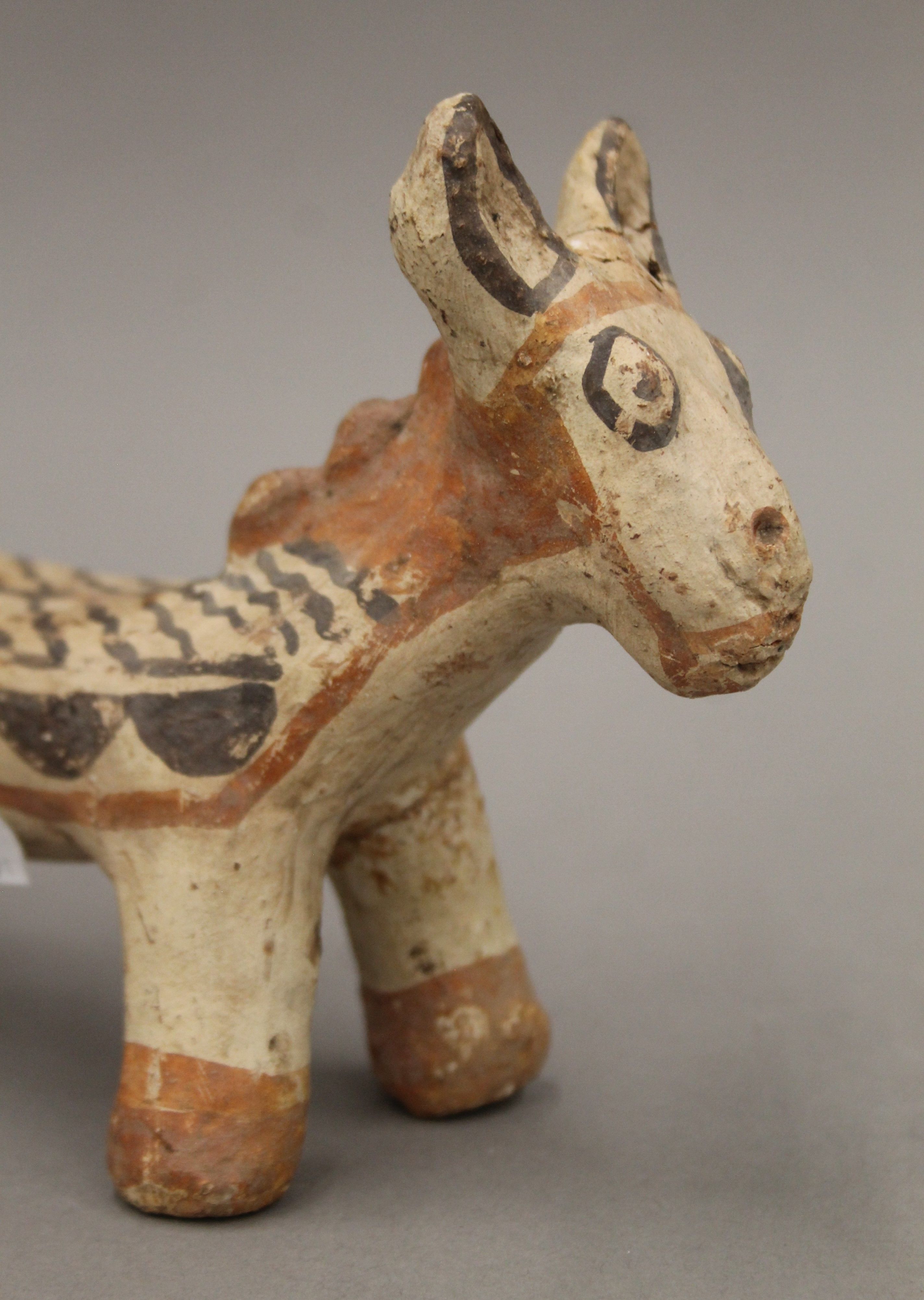An antique Greco-Romano terracotta painted anamorphic model. 24 cm long. - Image 2 of 5