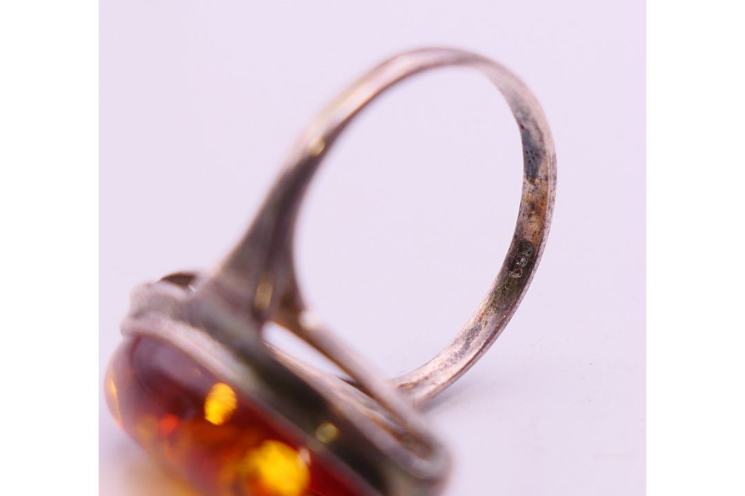 A quantity of 925 silver jewellery, to include a bangle, a multi-stone bracelet, two rings, - Image 8 of 23