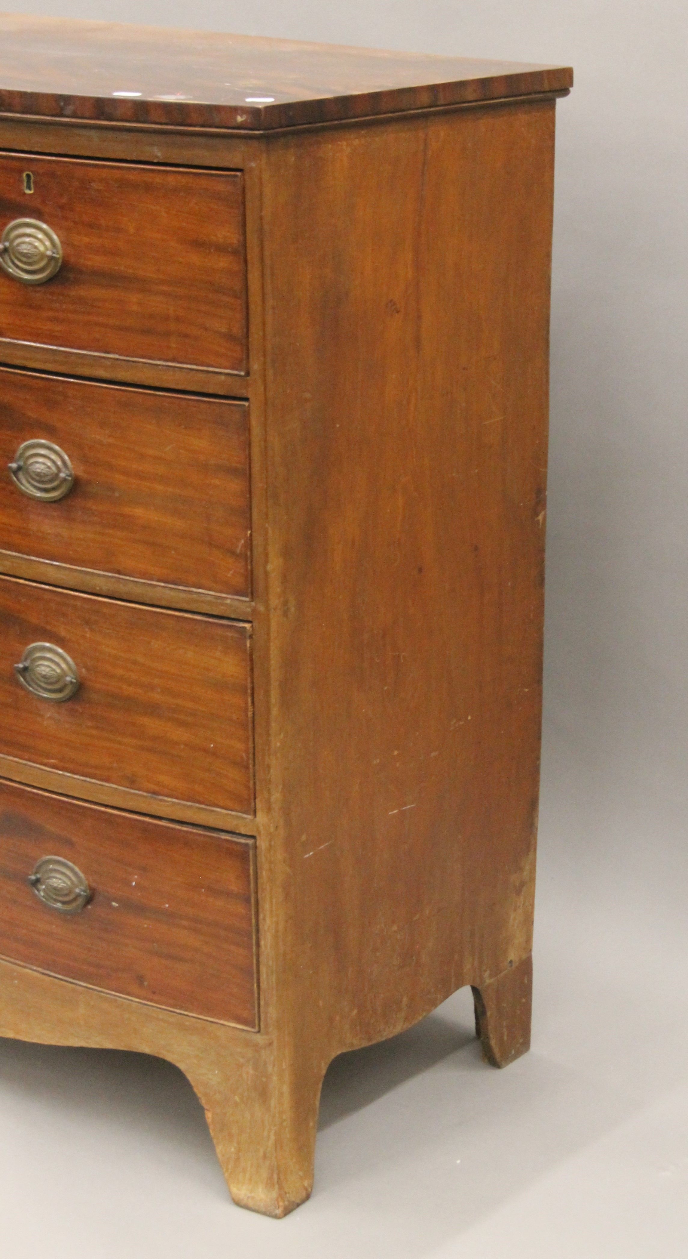A 19th century mahogany bow-front chest of drawers. 103.5 cm wide. - Image 5 of 10