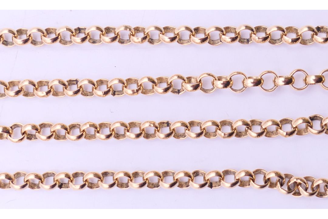 Two 9 ct gold chains. Rope twist chain 72 cm long, cable chain 70 cm long. 30.3 grammes. - Image 6 of 8