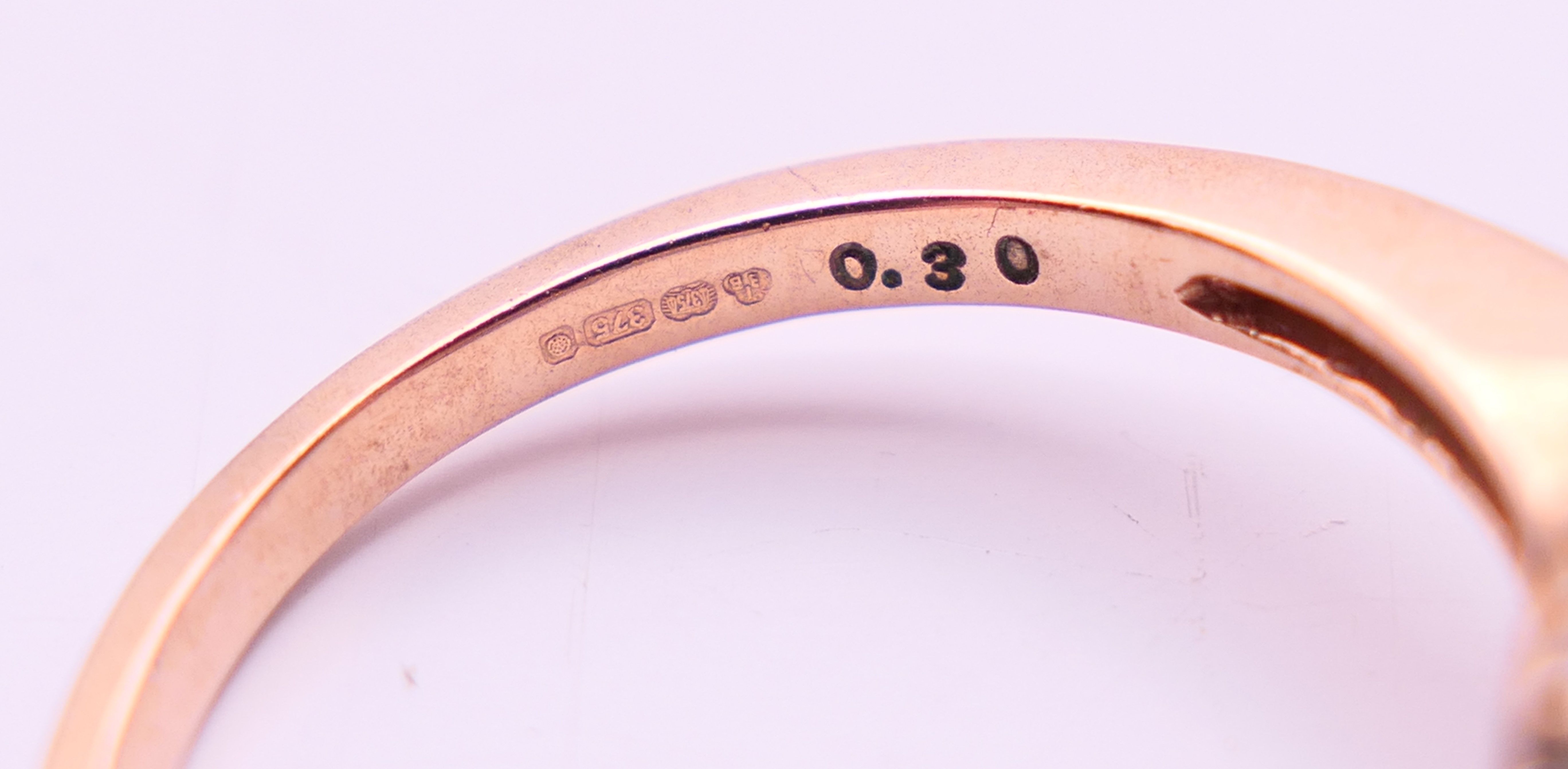 Six 9 ct gold dress rings. 21.2 grammes total weight. - Image 17 of 26