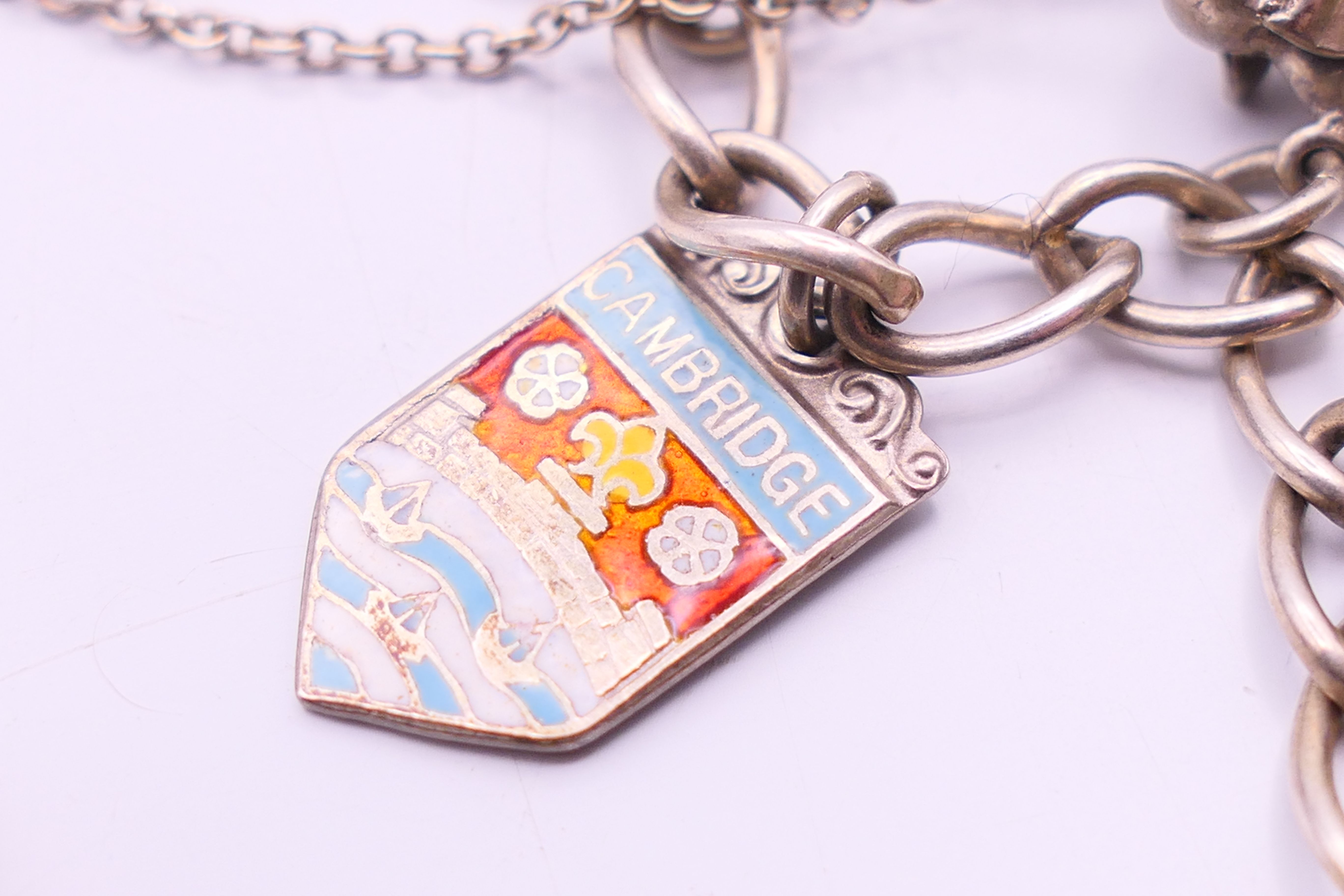 A silver charm bracelet and a silver necklace. The later 34 cm long. - Image 8 of 9
