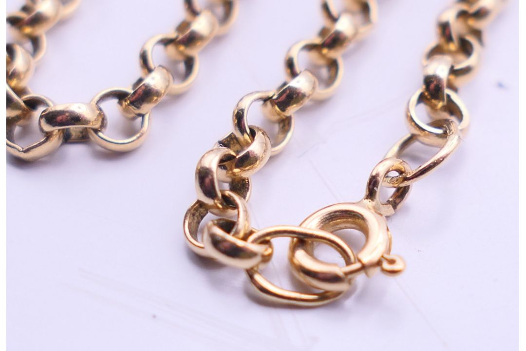 Two 9 ct gold chains. Rope twist chain 72 cm long, cable chain 70 cm long. 30.3 grammes. - Image 8 of 8