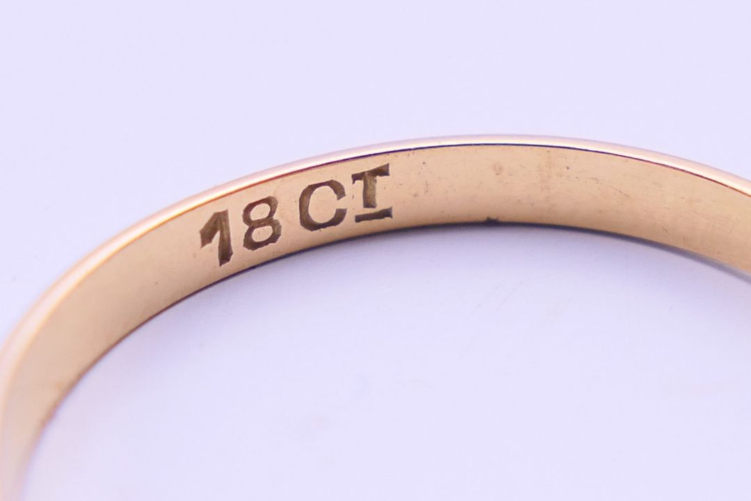 An 18 ct gold five-stone diamond ring. Ring size P/Q. - Image 4 of 5