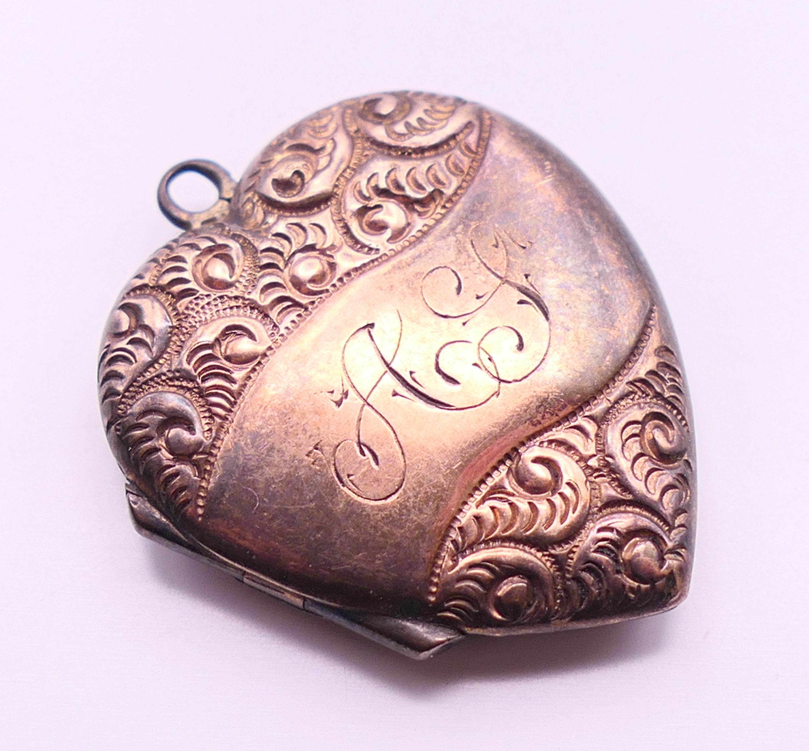 Two Victorian lockets. - Image 7 of 10