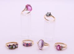 Six 9 ct gold dress rings. 16.7 grammes total weight.