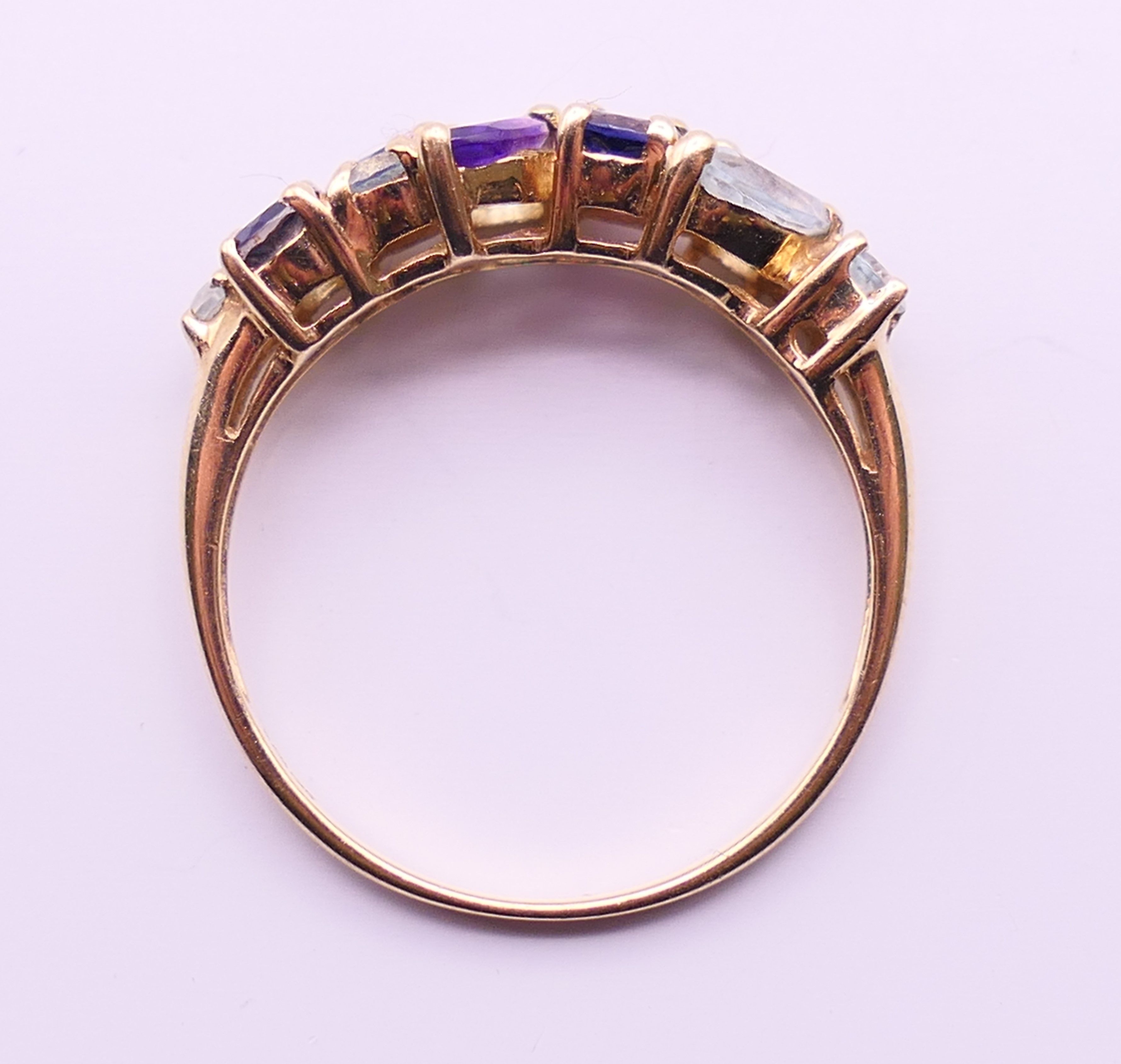 A 9 ct gold dress ring and a matching 9 ct gold bracelet. Bracelet 18 cm long. Ring size Q. 11. - Image 10 of 10
