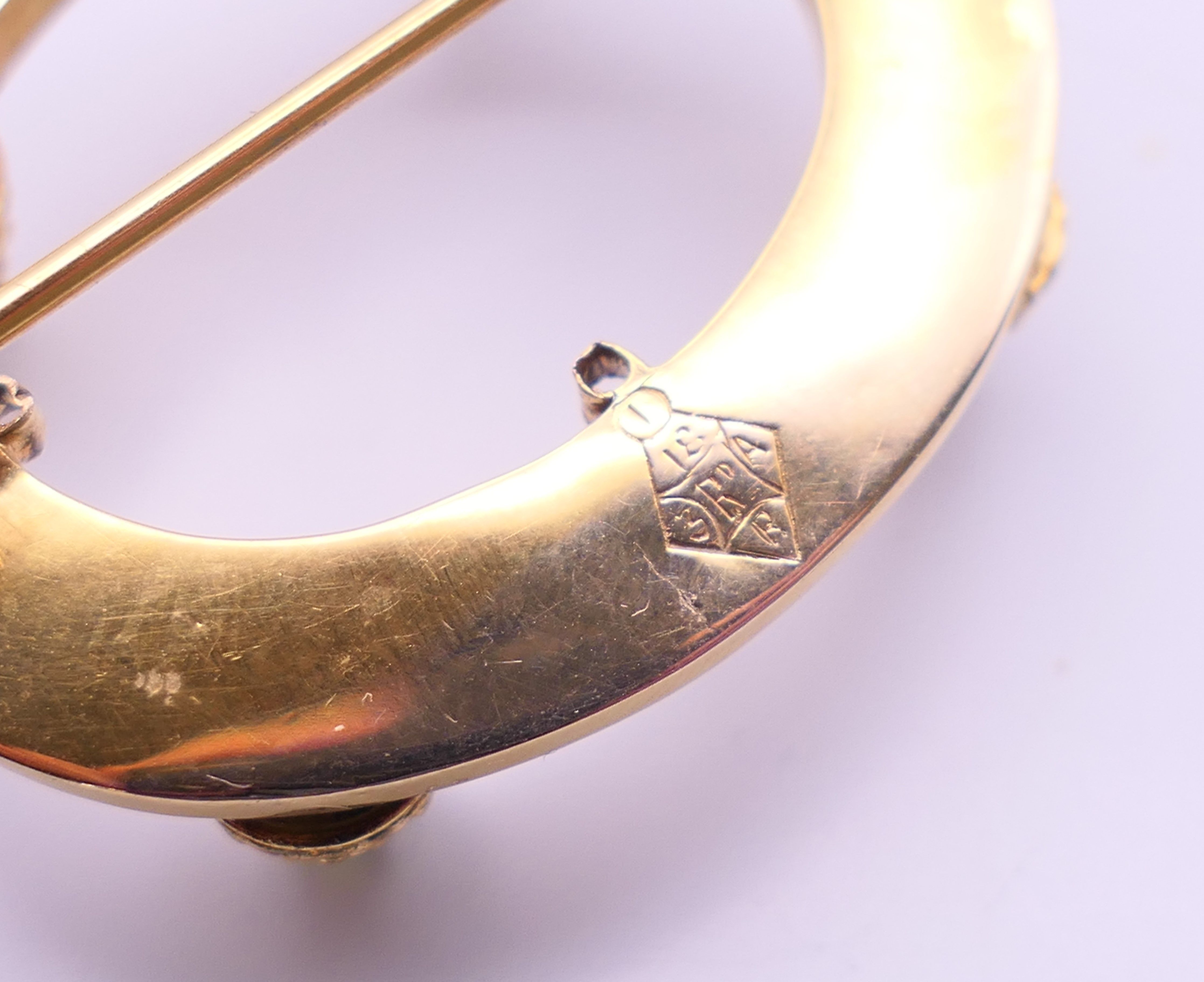 A collection of various brooches, mostly silver to include a Siam brooch, - Image 7 of 12