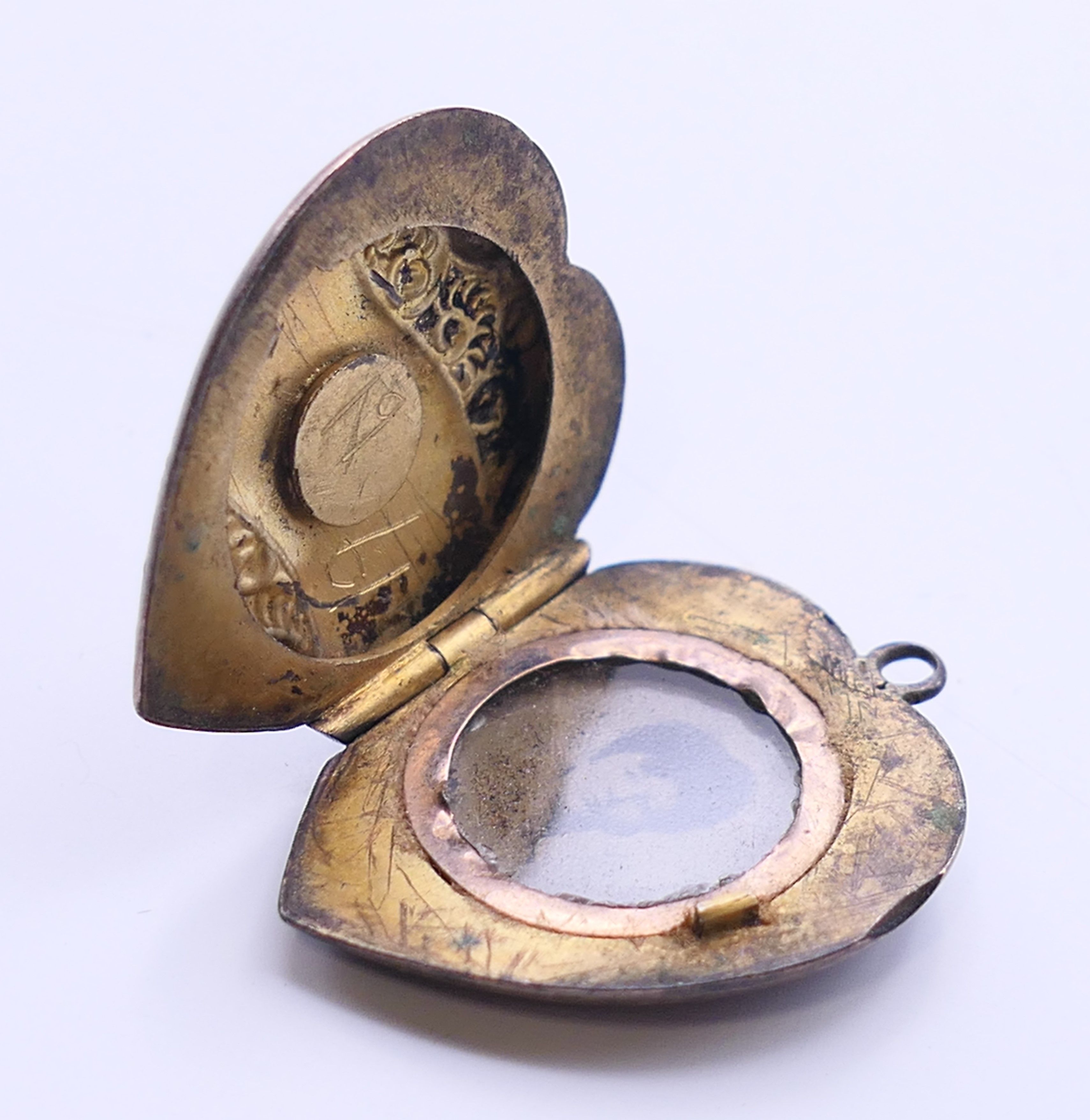 Two Victorian lockets. - Image 9 of 10