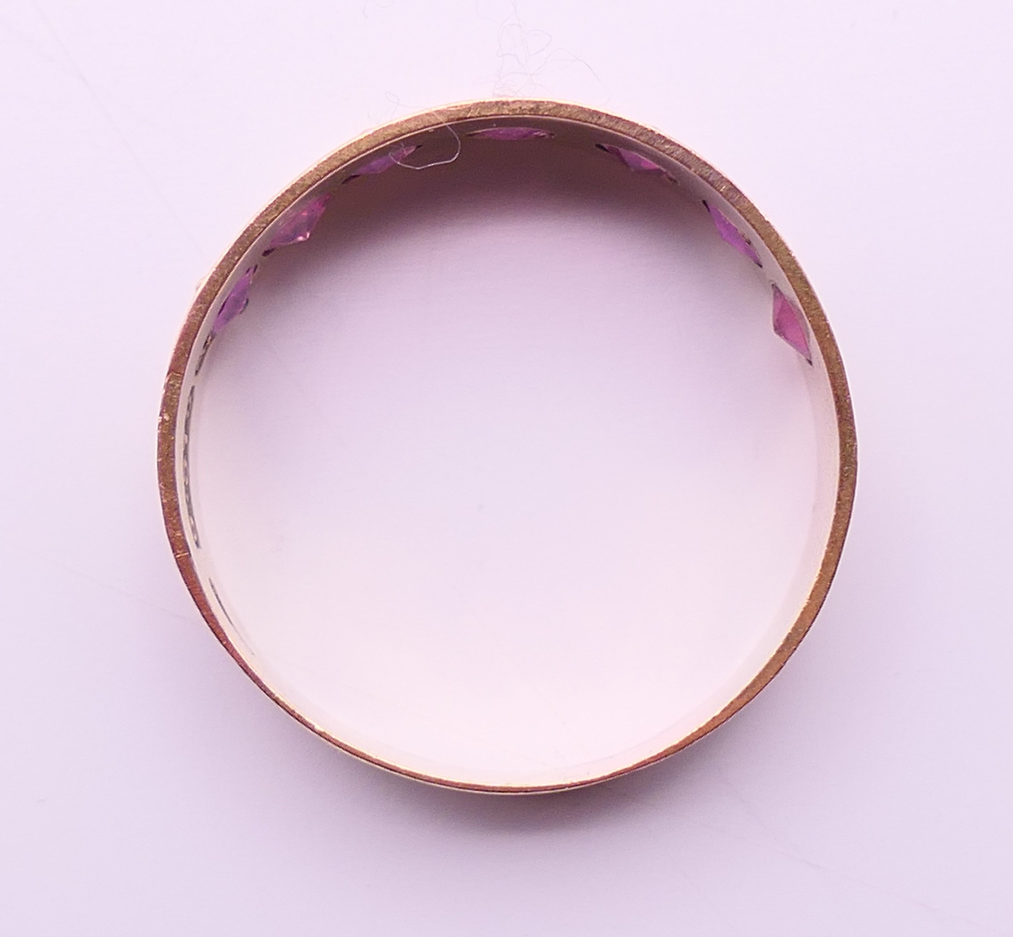 Six 9 ct gold dress rings. 21.2 grammes total weight. - Image 22 of 26