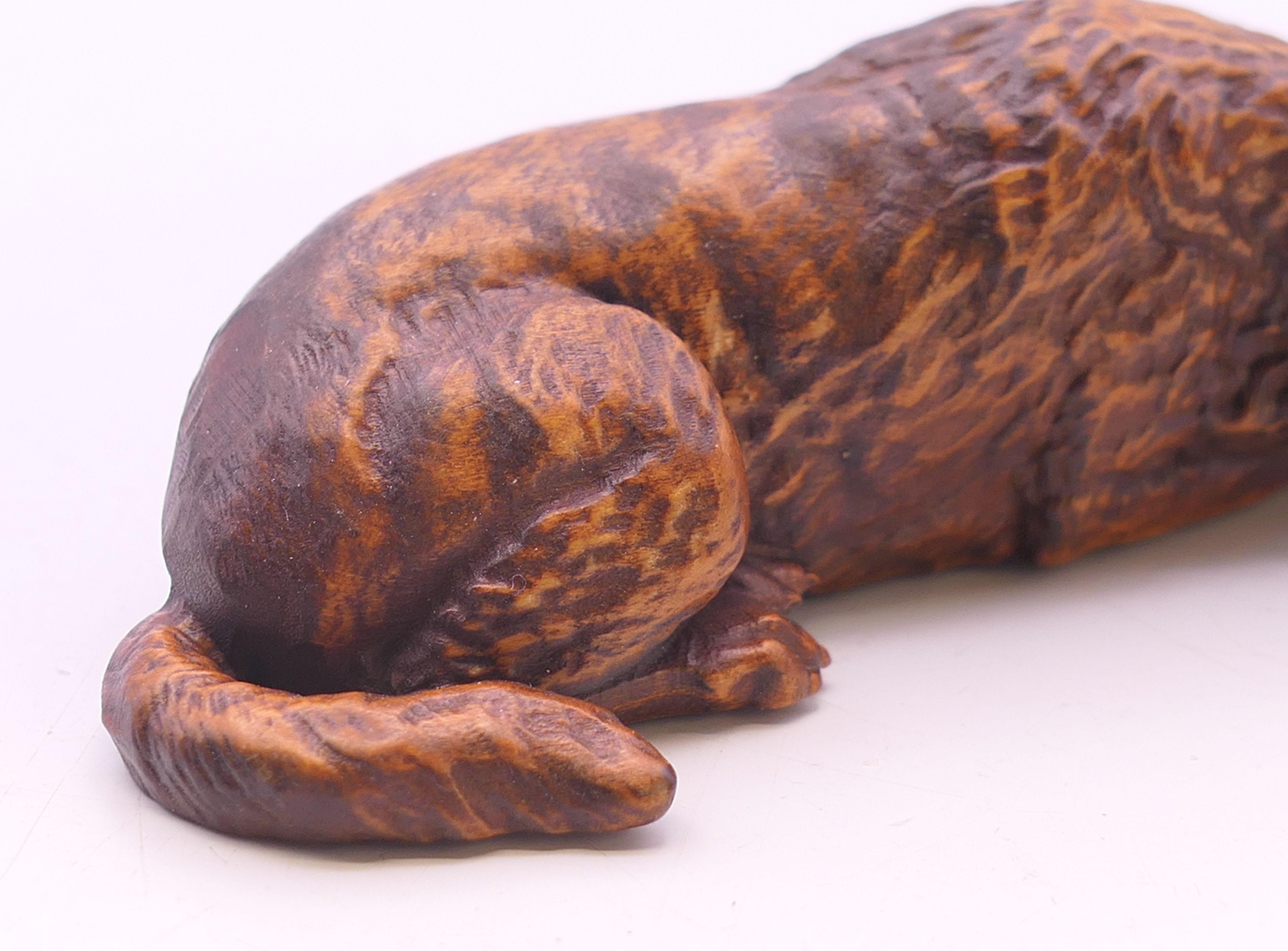 A model of a wolf/dog. 10.25 cm long. - Image 3 of 4