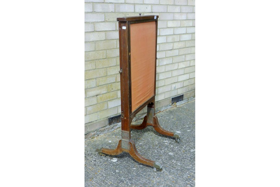 A 19th century mahogany fire screen on splay legs with three sliding panels. 54 cm wide. - Image 3 of 5