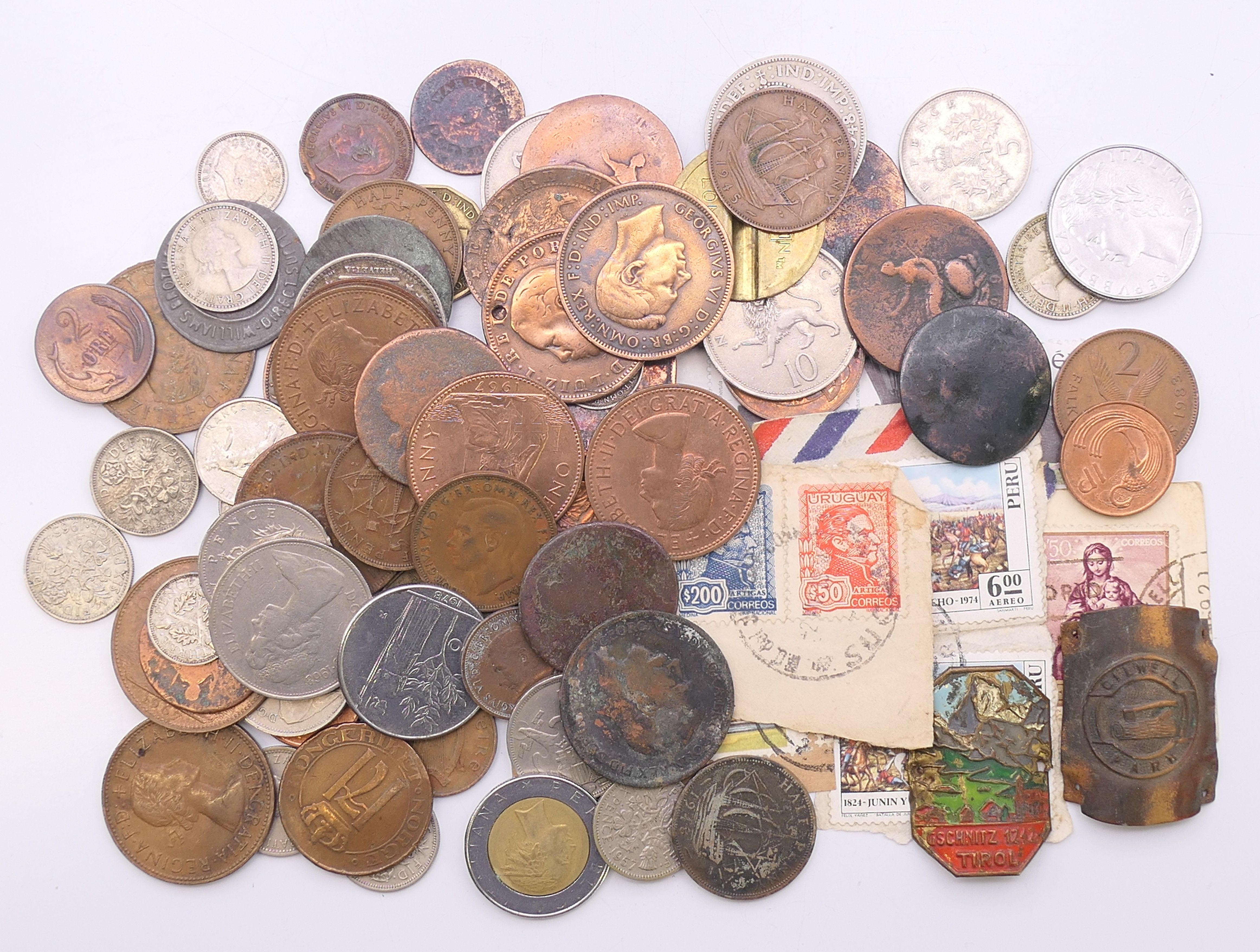 An Art Deco metal and wood cigarette box containing a quantity of coins. Box 15.5 x 8.25 x 4.5 cm. - Image 8 of 16