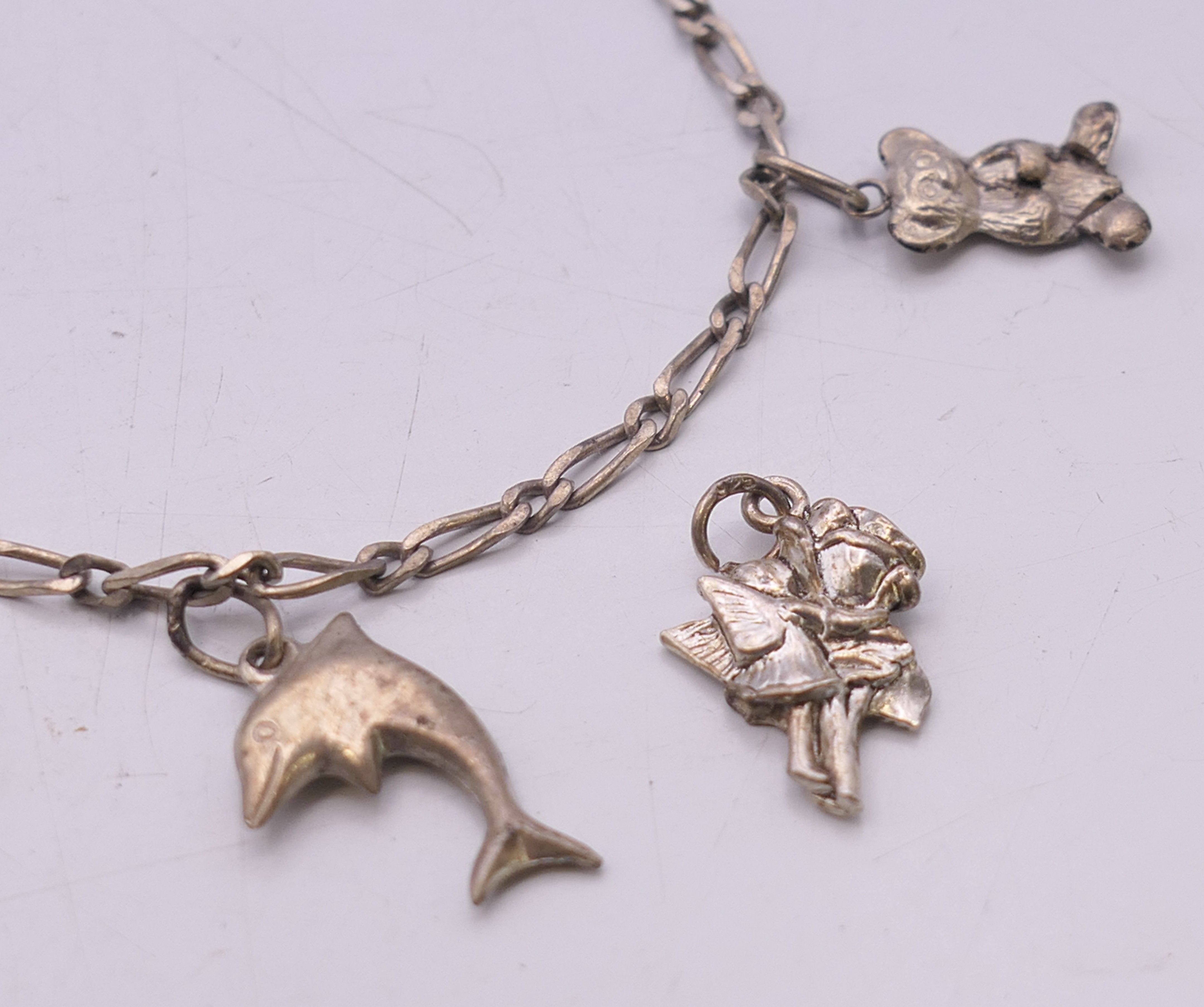 A quantity of silver jewellery to include, rings, necklaces, charms, bracelet, - Image 27 of 30