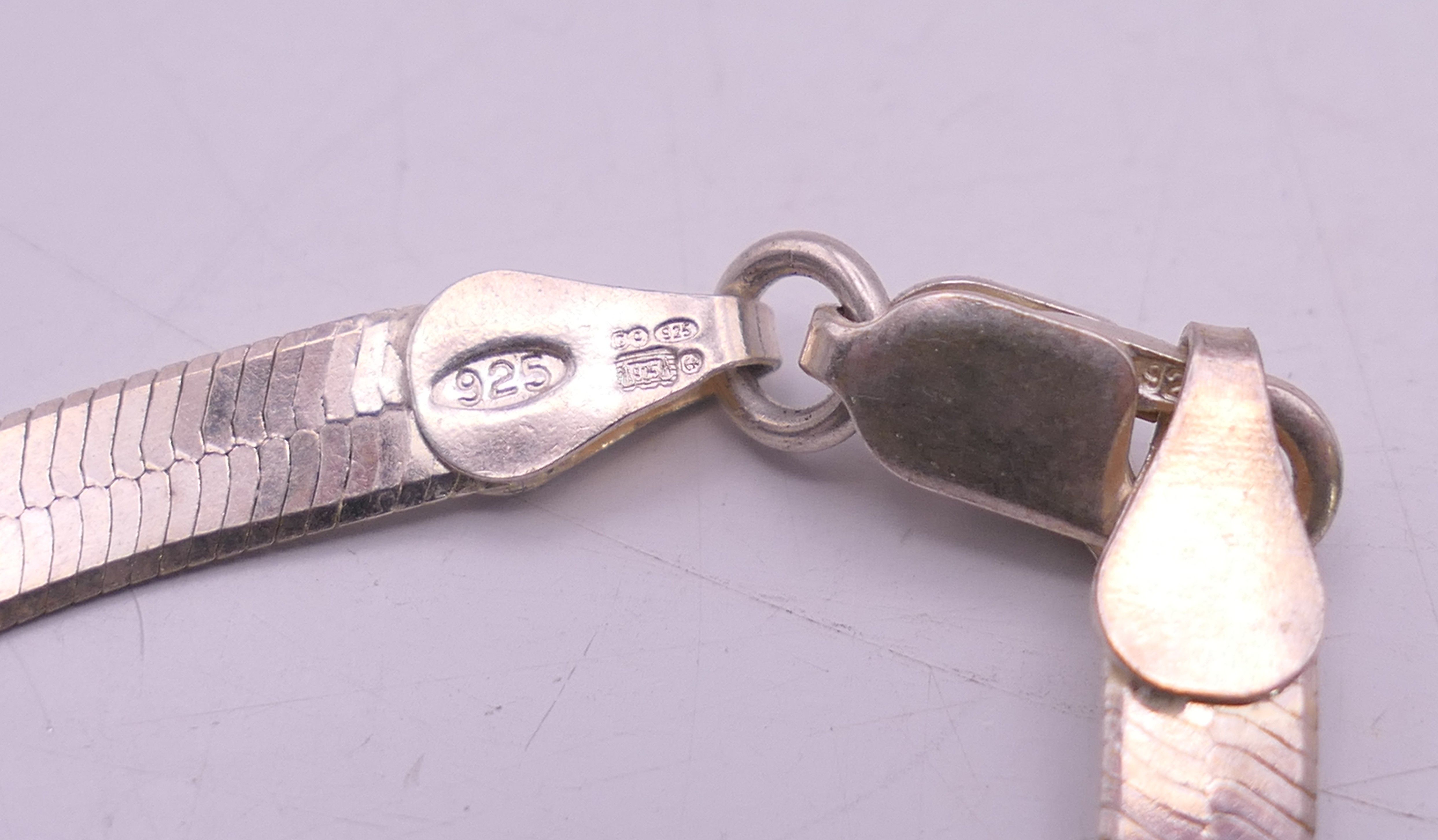 A quantity of various silver and other jewellery, to include necklaces, earrings, - Image 23 of 24