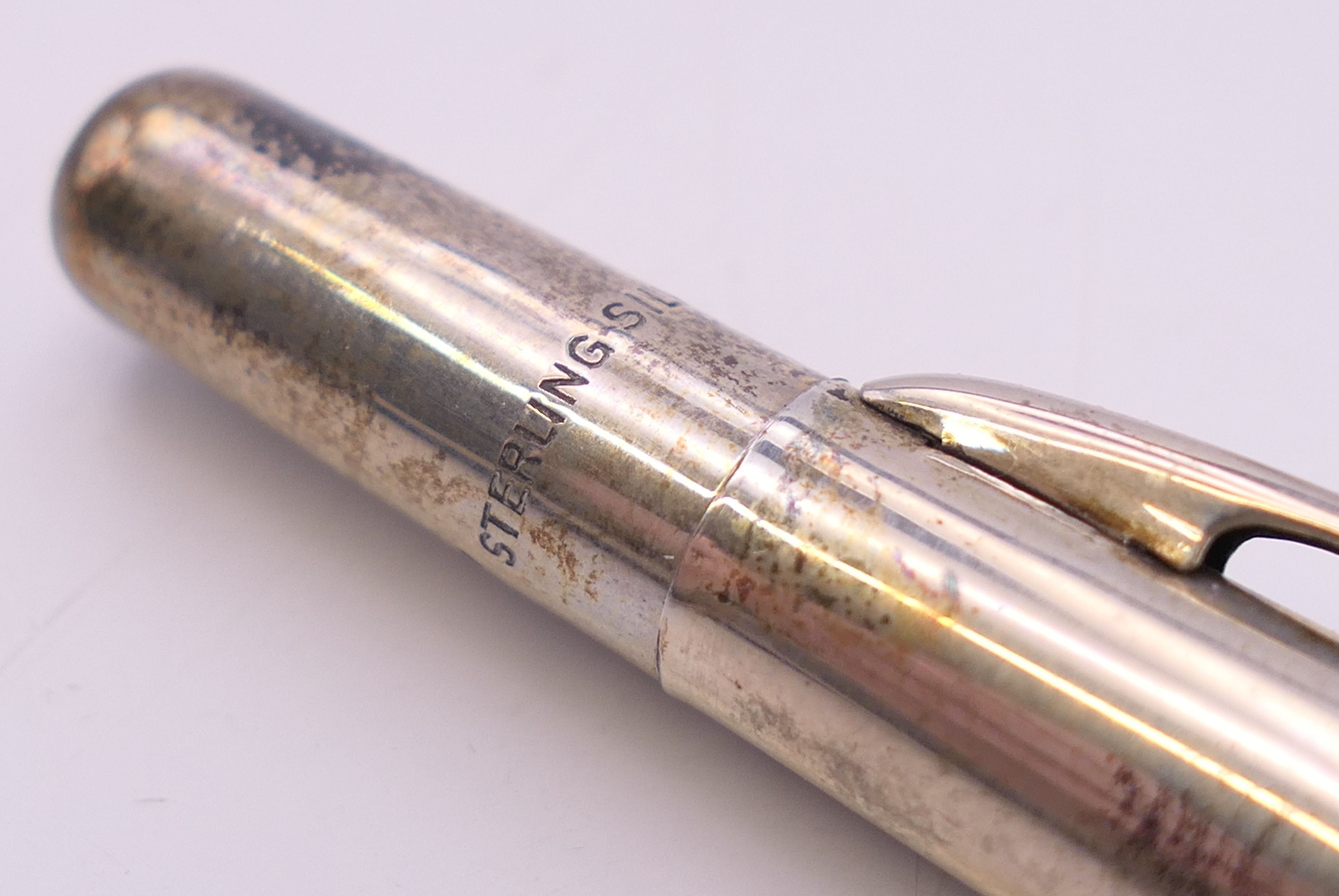 A collection of pens, to include a Waterman fountain pen and case, - Image 5 of 32