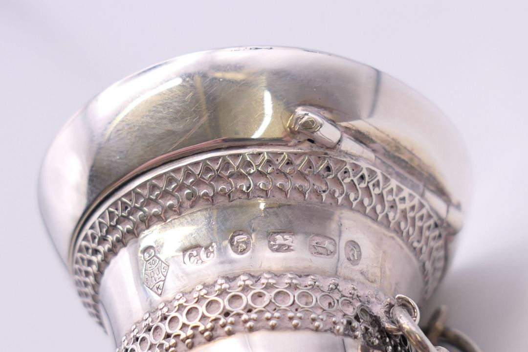 A large Victorian silver cornucopia vinaigrette. 13.5 cm long. - Image 6 of 6