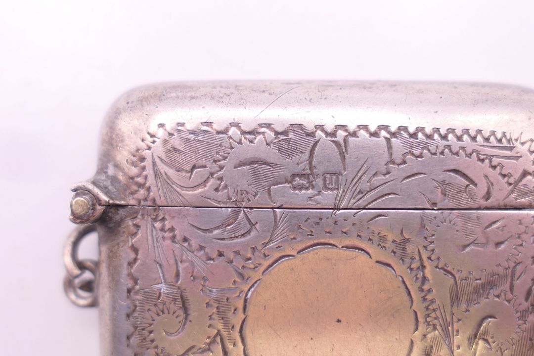 A silver vesta case. 5 cm high. - Image 2 of 6