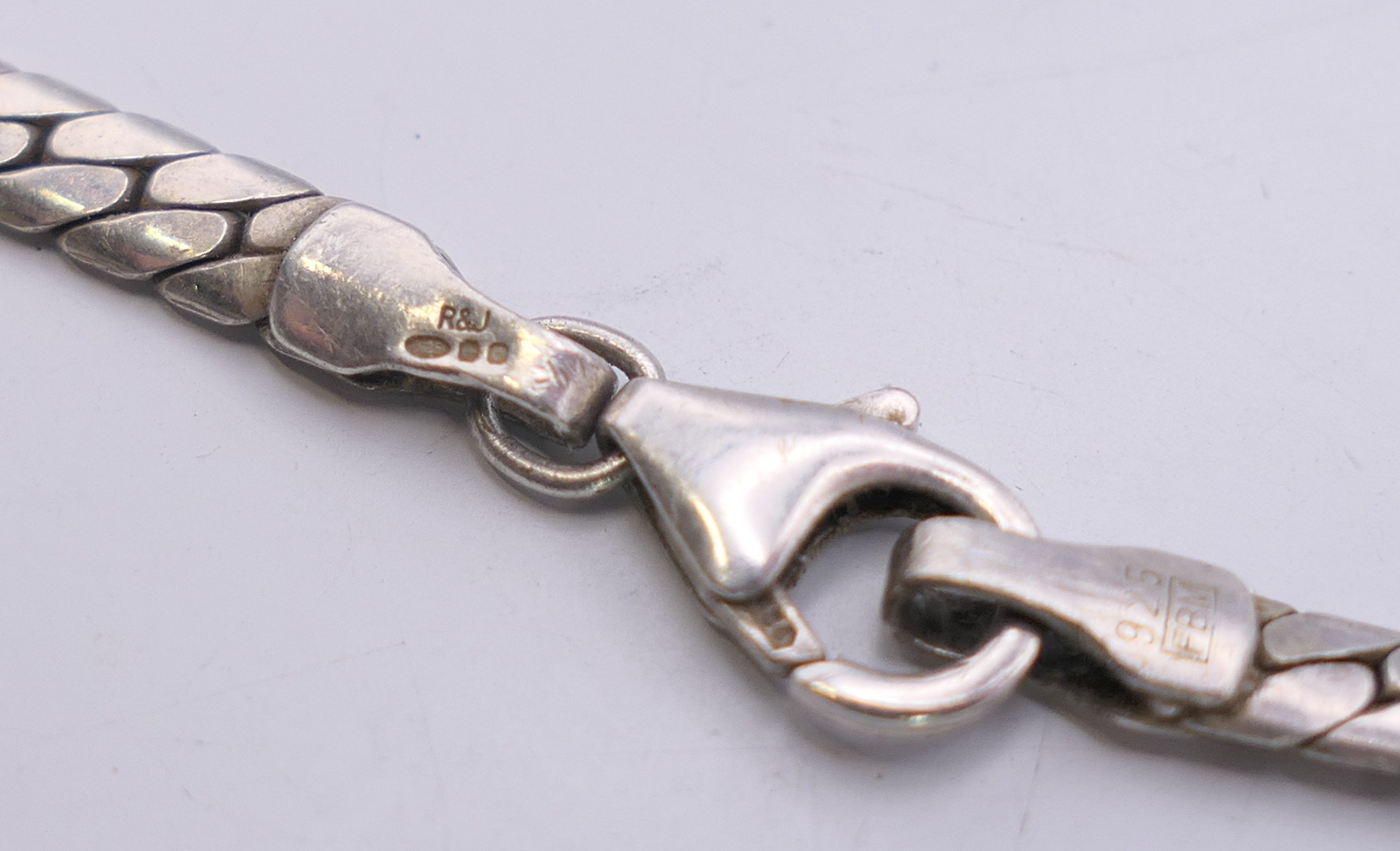 A quantity of various silver and other jewellery, to include necklaces, earrings, - Image 22 of 24