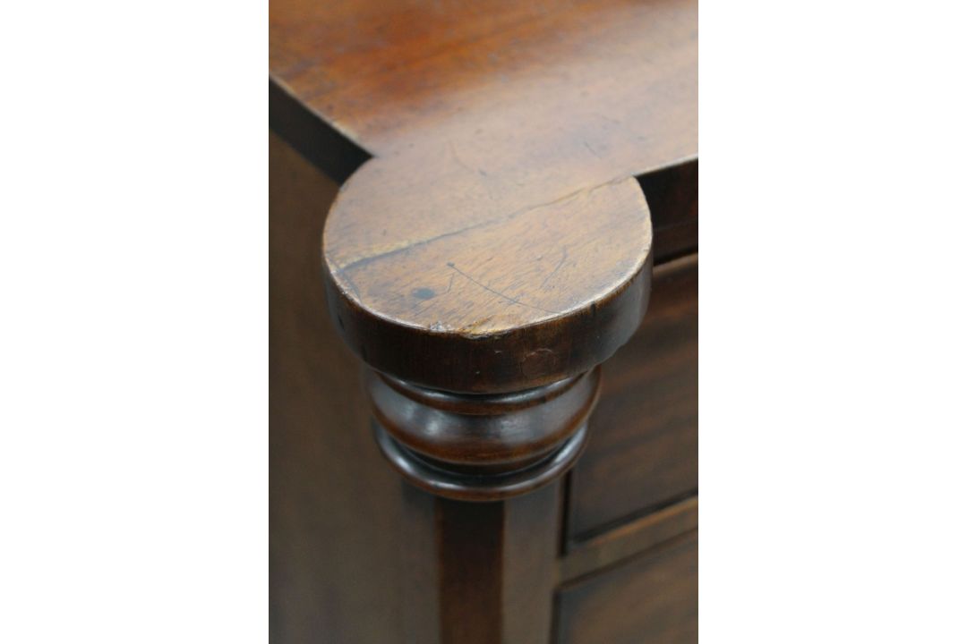 A Georgian mahogany bow-front two-over-three chest of drawers. 124 cm wide x 114 cm high. - Image 5 of 7
