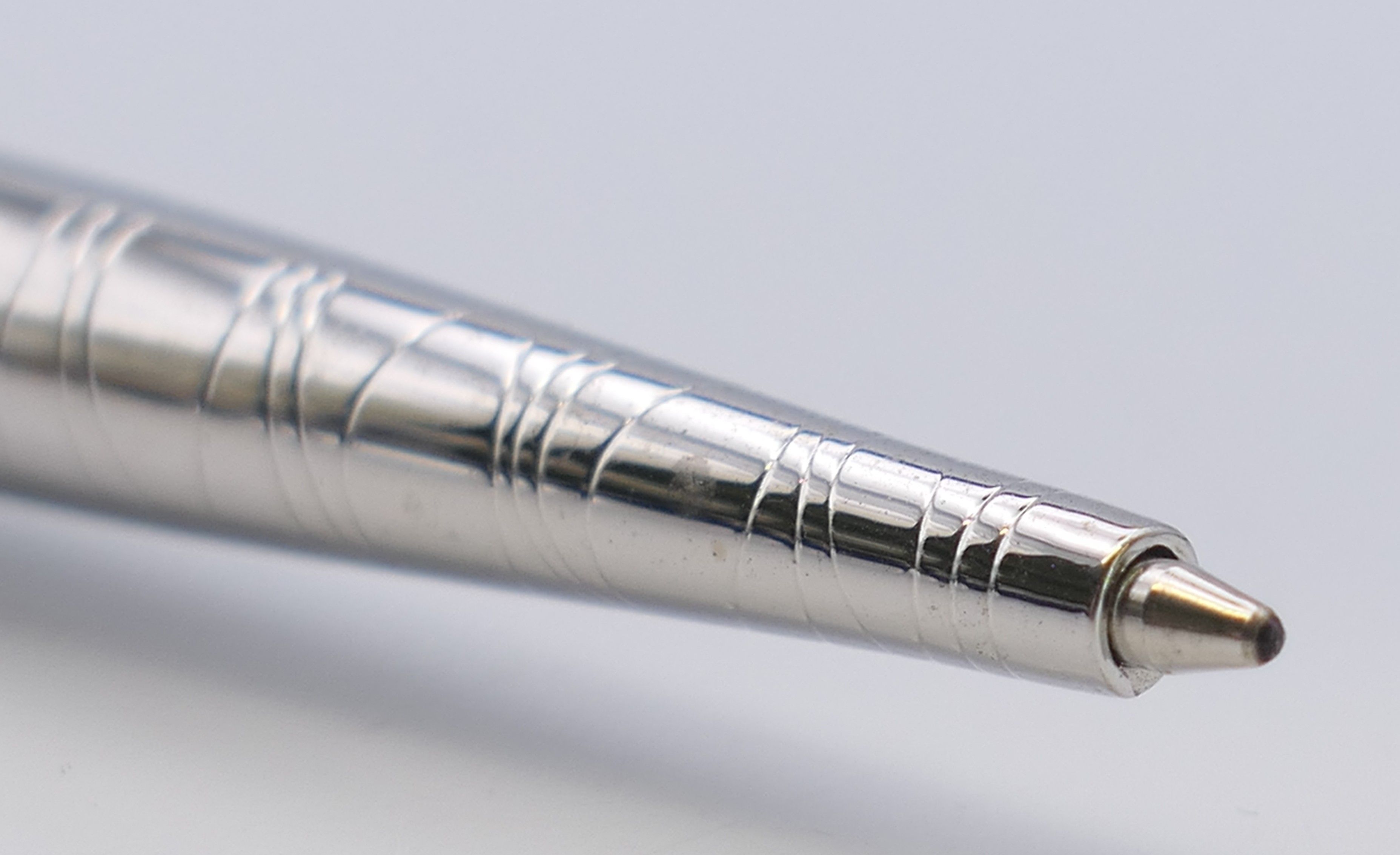 A collection of pens, to include a Waterman fountain pen and case, - Image 27 of 32