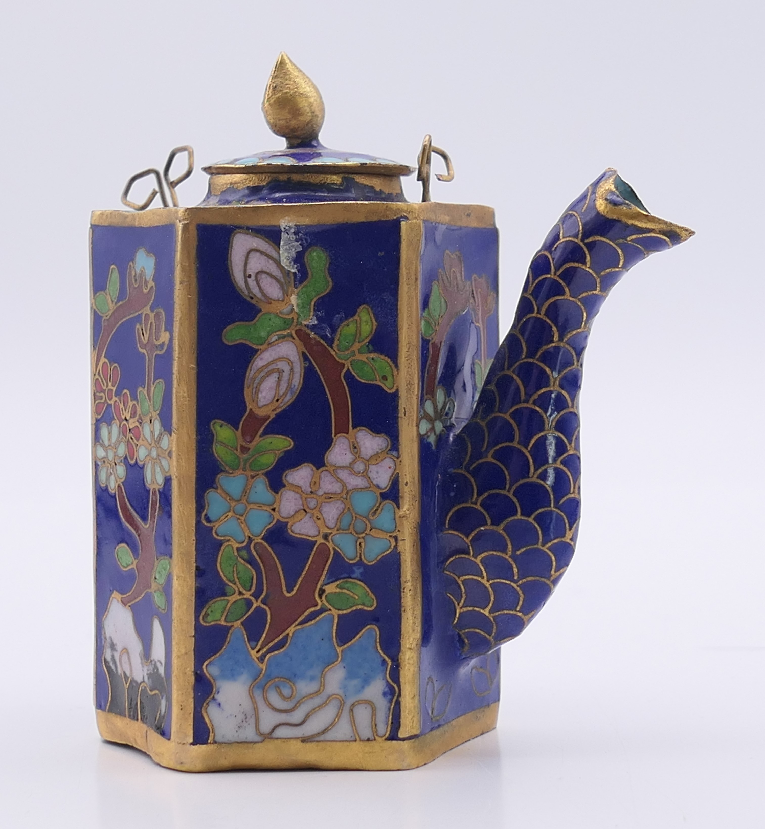 Three small Chinese cloisonne items comprising a miniature teapot, a lidded jar and a napkin ring. - Image 3 of 10