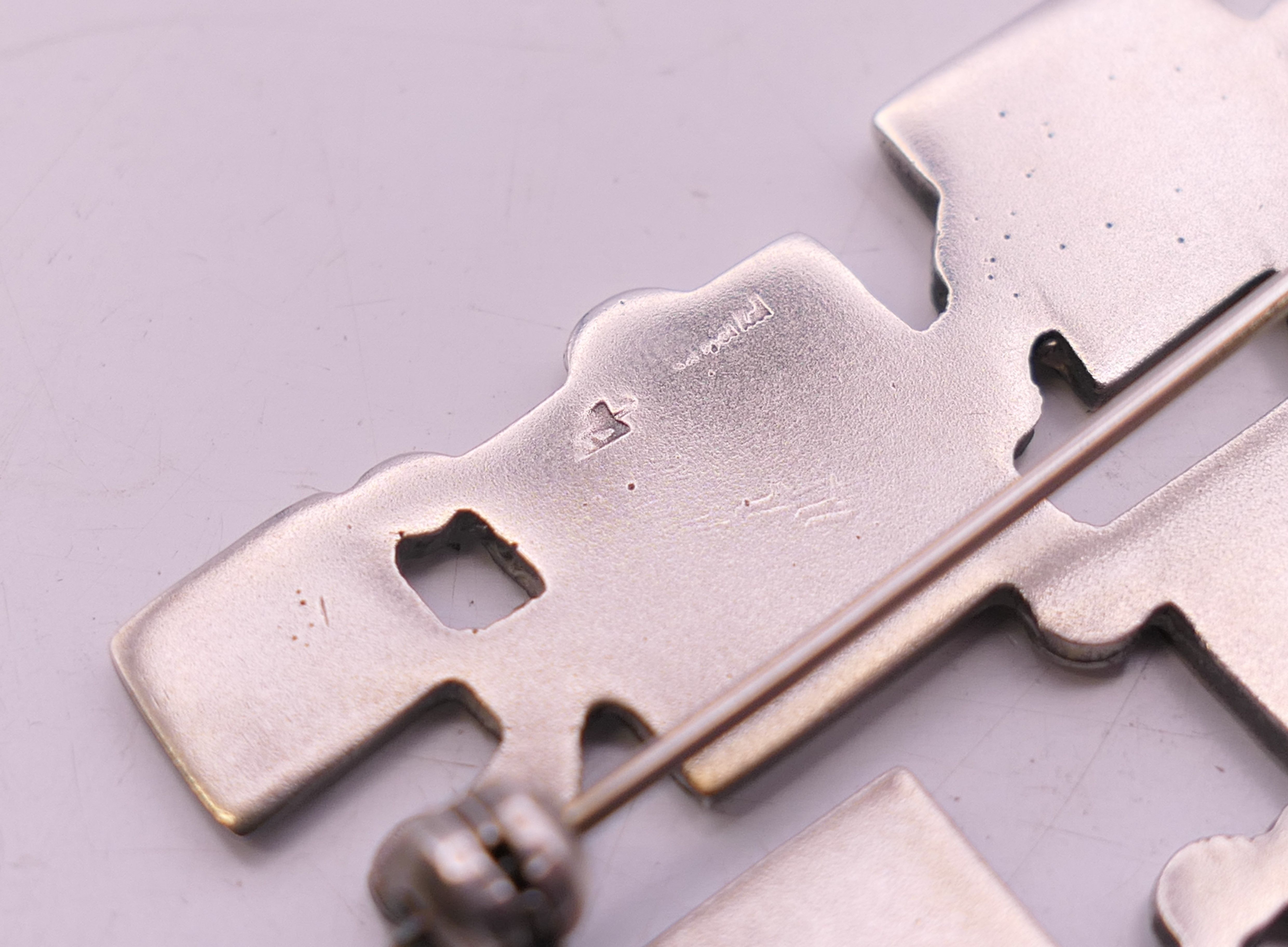A silver abstract squares brooch hallmarked for Birmingham 1964, - Image 10 of 10