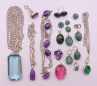 A quantity of miscellaneous jewellery including a blue pendant on chain. The pendant 4.5 cm high.