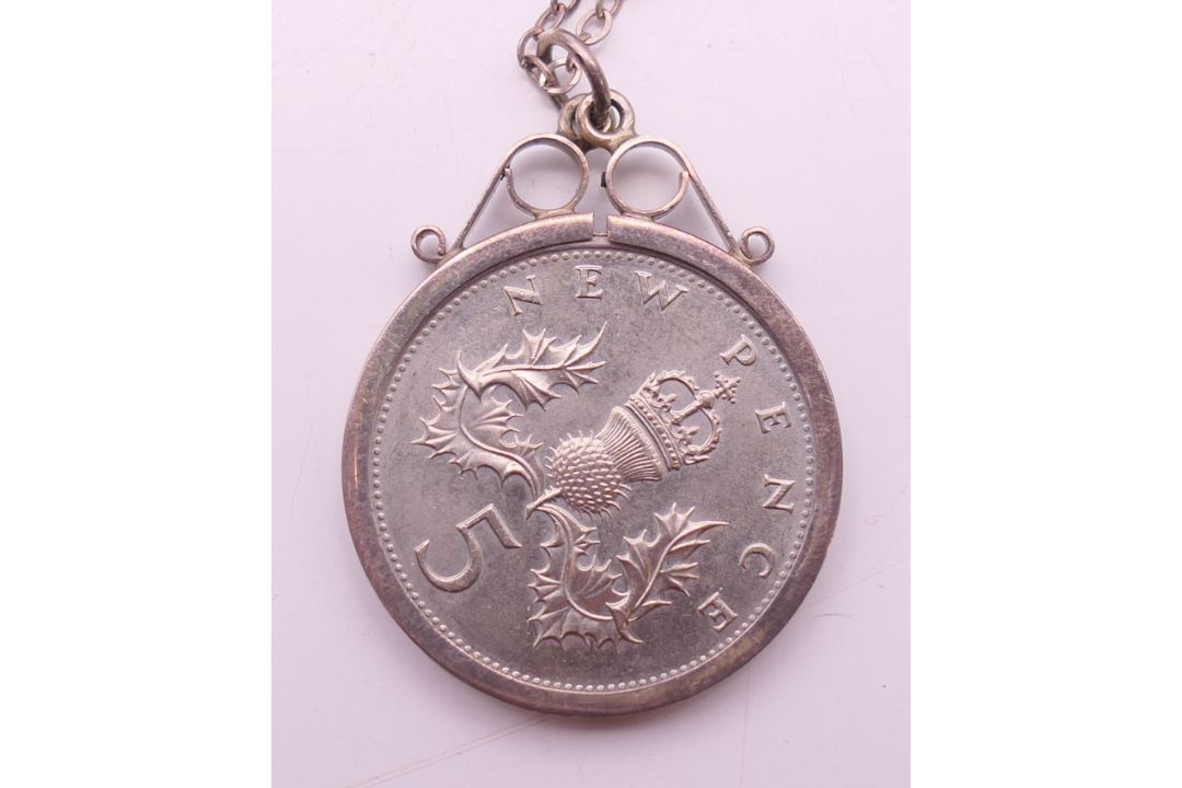 A pair of silver filigree earrings, - Image 7 of 16