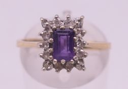 A 9 ct gold dress ring. Ring size O.