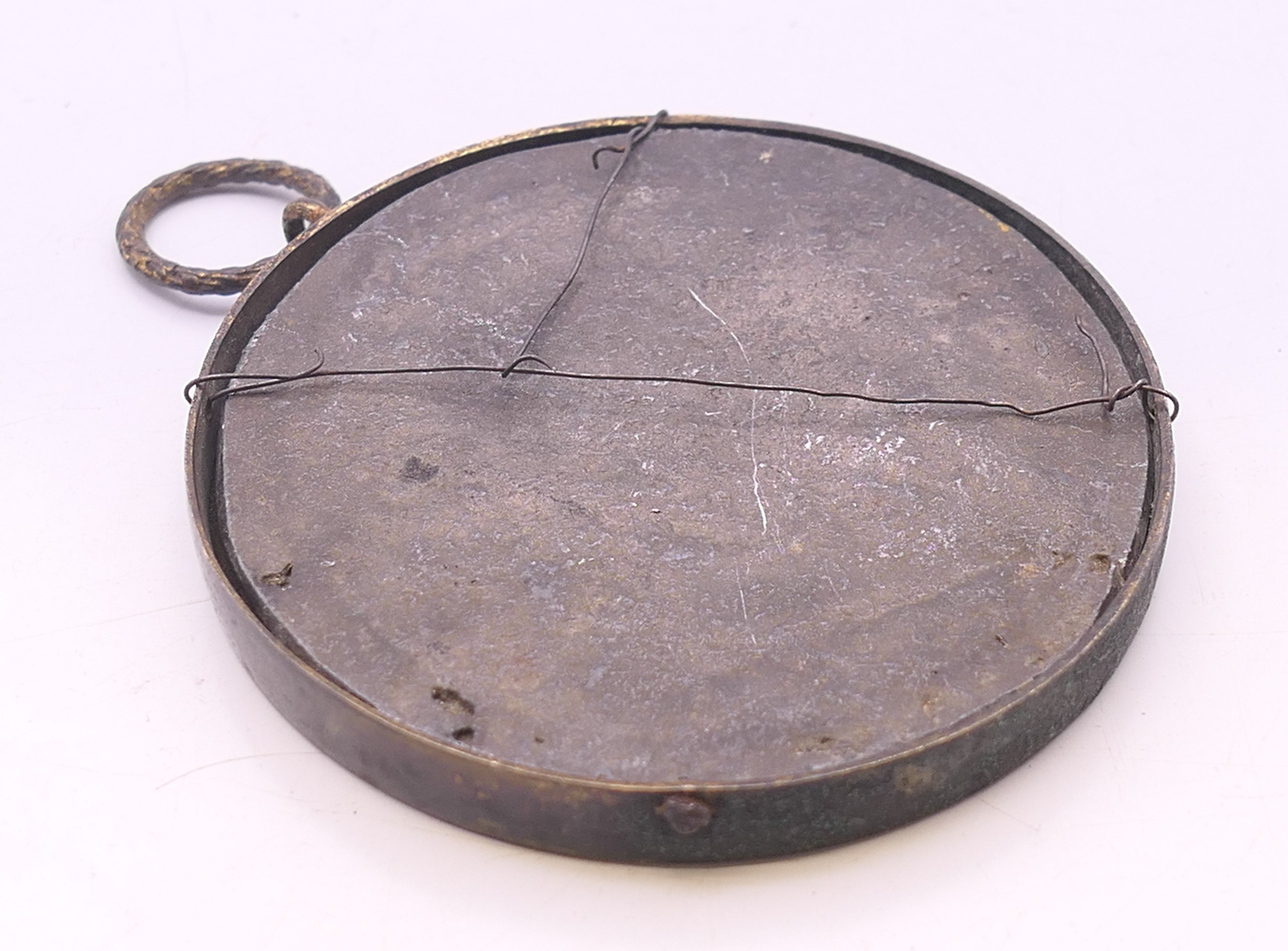 A Napoleon lead medallion in a metal pendant frame. 7 cm diameter. - Image 5 of 5