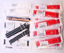 A quantity of modern watch straps. Various sizes.
