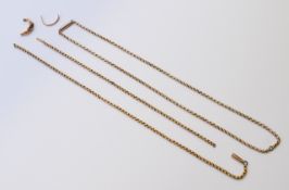 A small quantity of various 9 ct gold jewellery, including a chain,