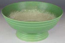 Keith Murray for Wedgwood mid century modern pedestal stepped bowl with green colourway, diameter