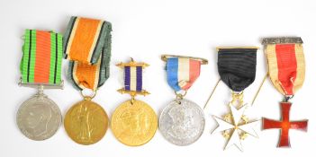 British Army WW1 Victory Medal named to 142785 Driver H. Taylor, Royal Artillery, WW2 Defence Medal,