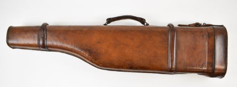 Leather leg of mutton gun case with fitted interior, 73cm long.