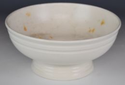 Keith Murray for Wedgwood mid century modern pedestal stepped bowl with white colourway, diameter