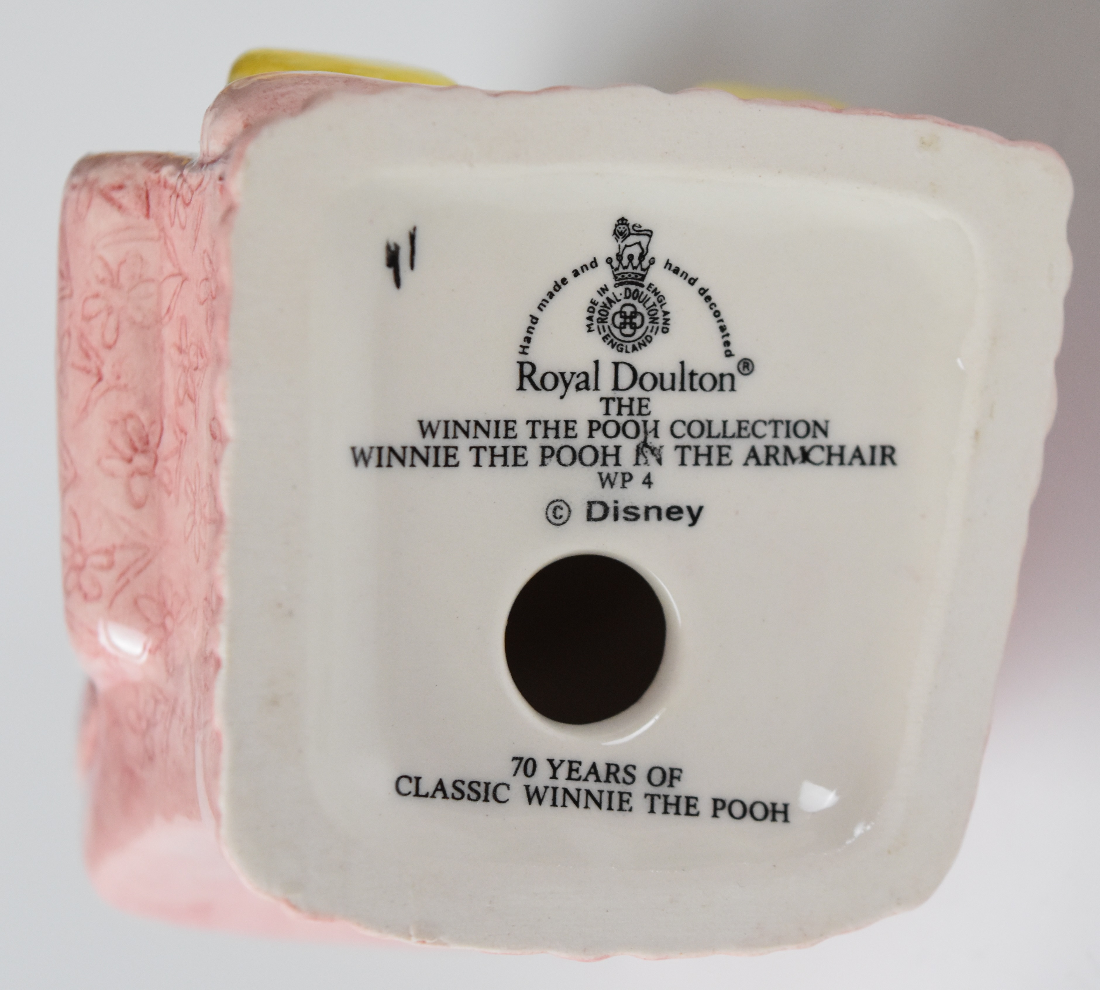 Thirteen Royal Doulton Walt Disney Winnie the Pooh figures - Image 6 of 6