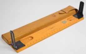 Stanley of London military style range finder, in fitted leather case.