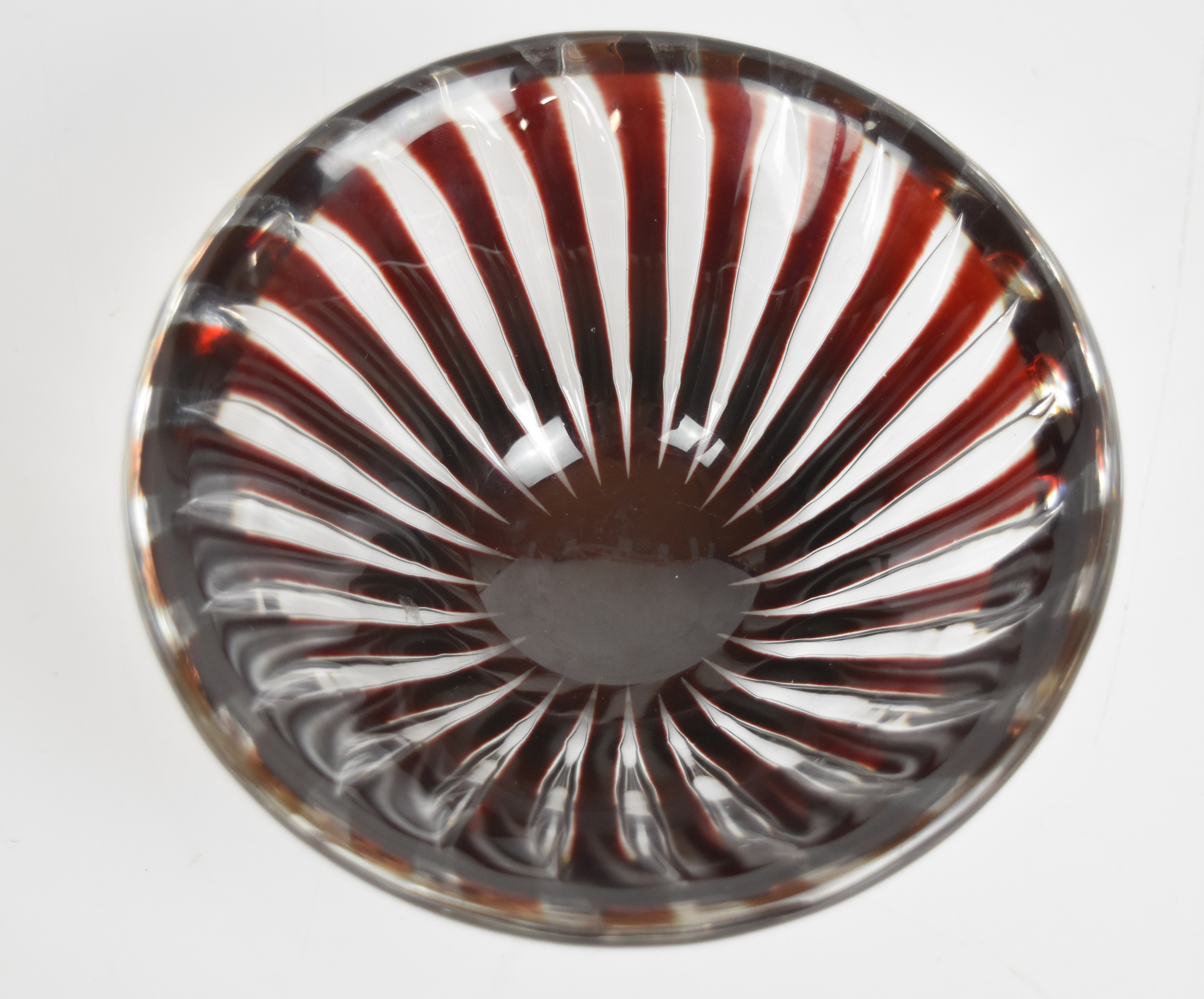 Edwin Ohlstrom for Orrefors Aerial glass bowl with ruby red and clear pulled control bubble - Image 7 of 8