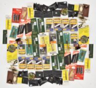 A collection of gun lights and lamps including two Deben Tracer High Power Clulite Range-Lite